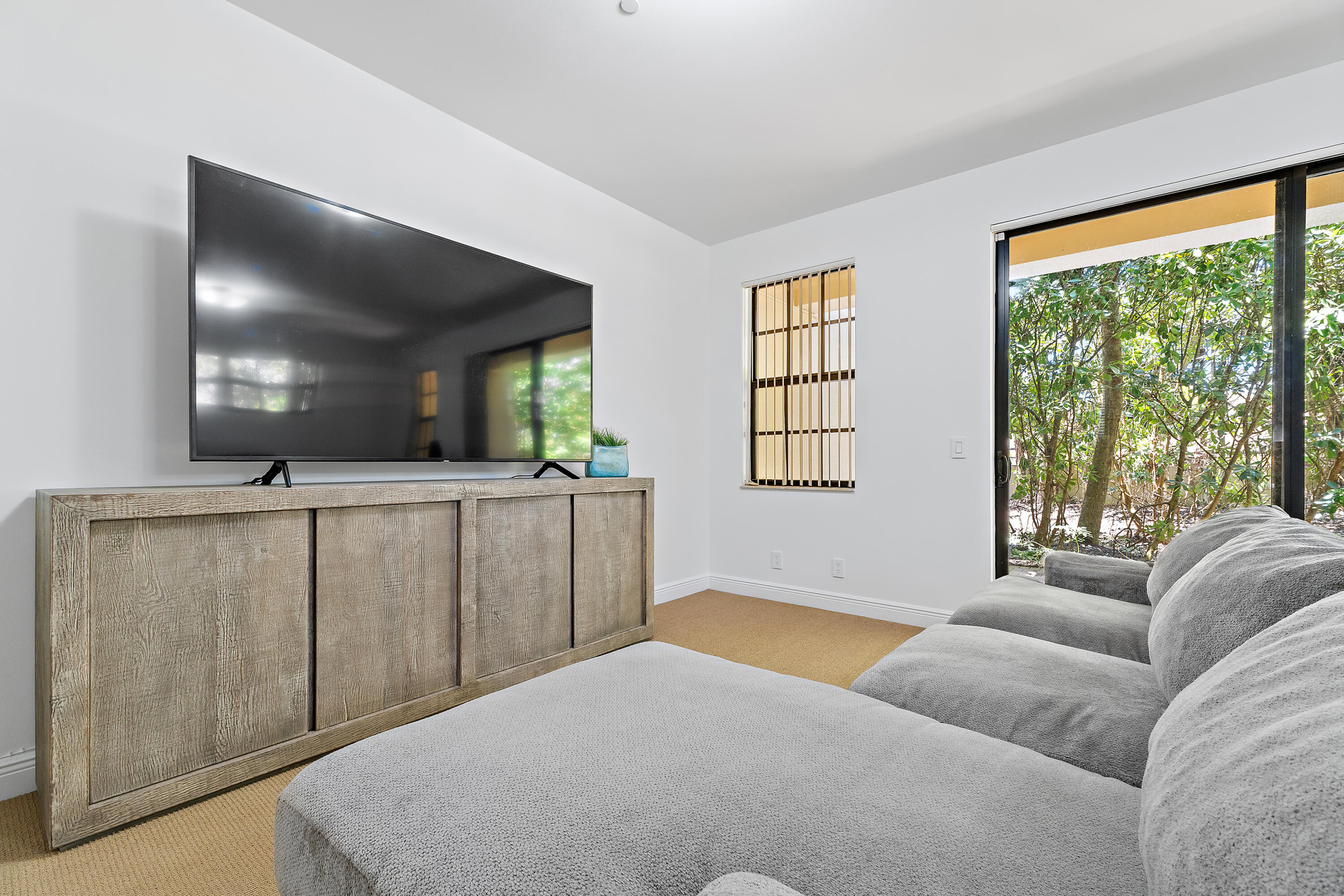 605 Del Sol, Tequesta FL 33469