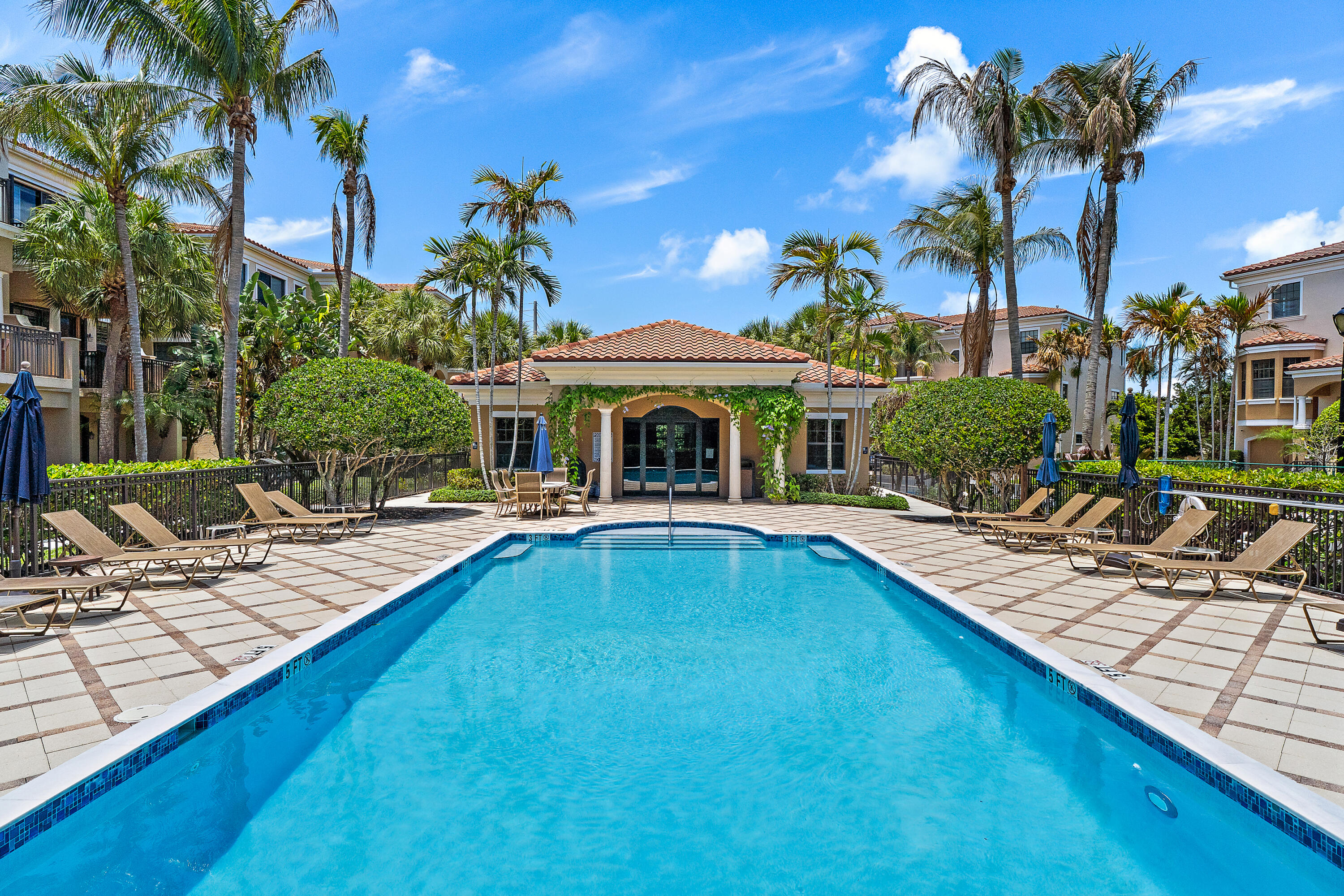 605 Del Sol, Tequesta FL 33469