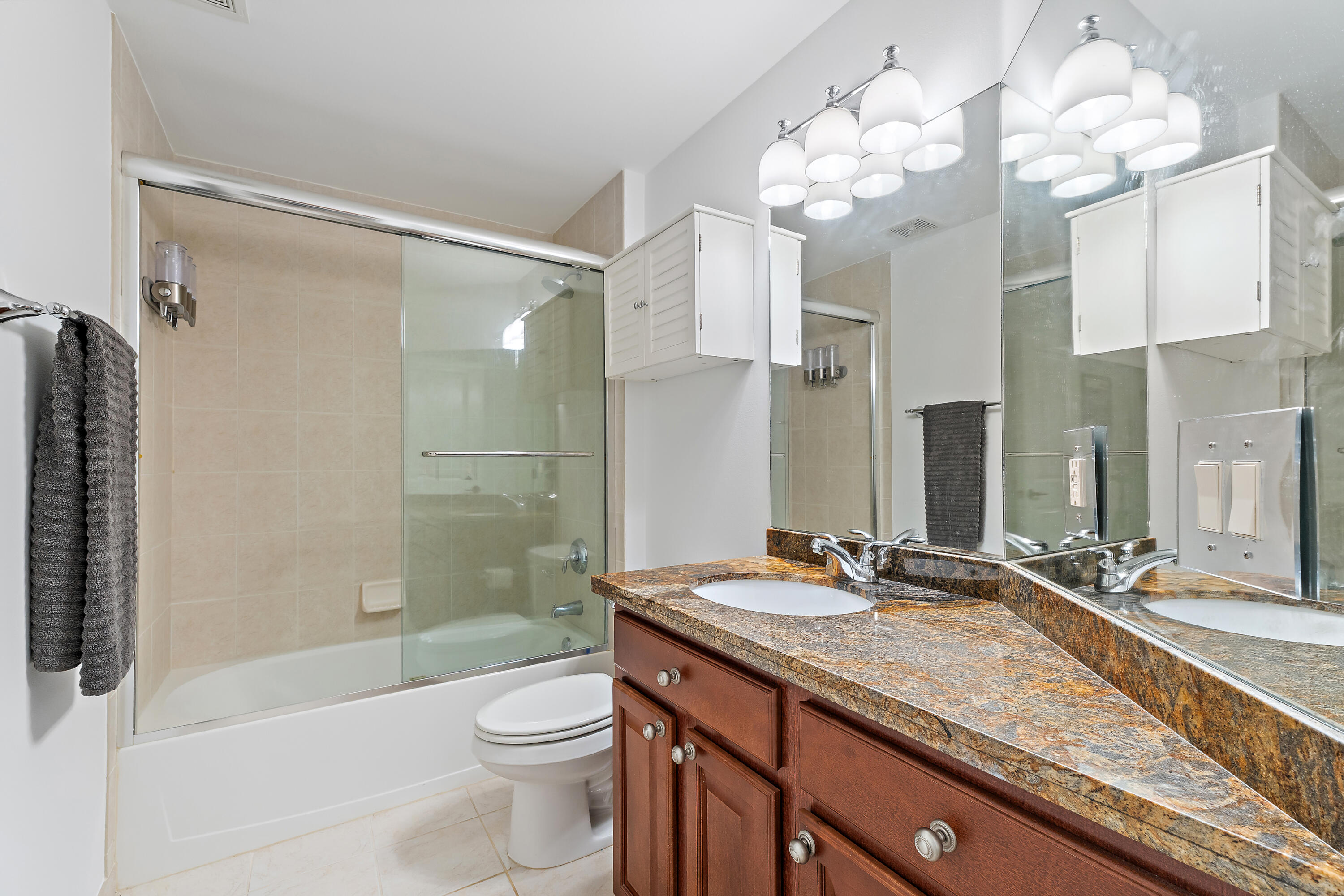 605 Del Sol, Tequesta FL 33469