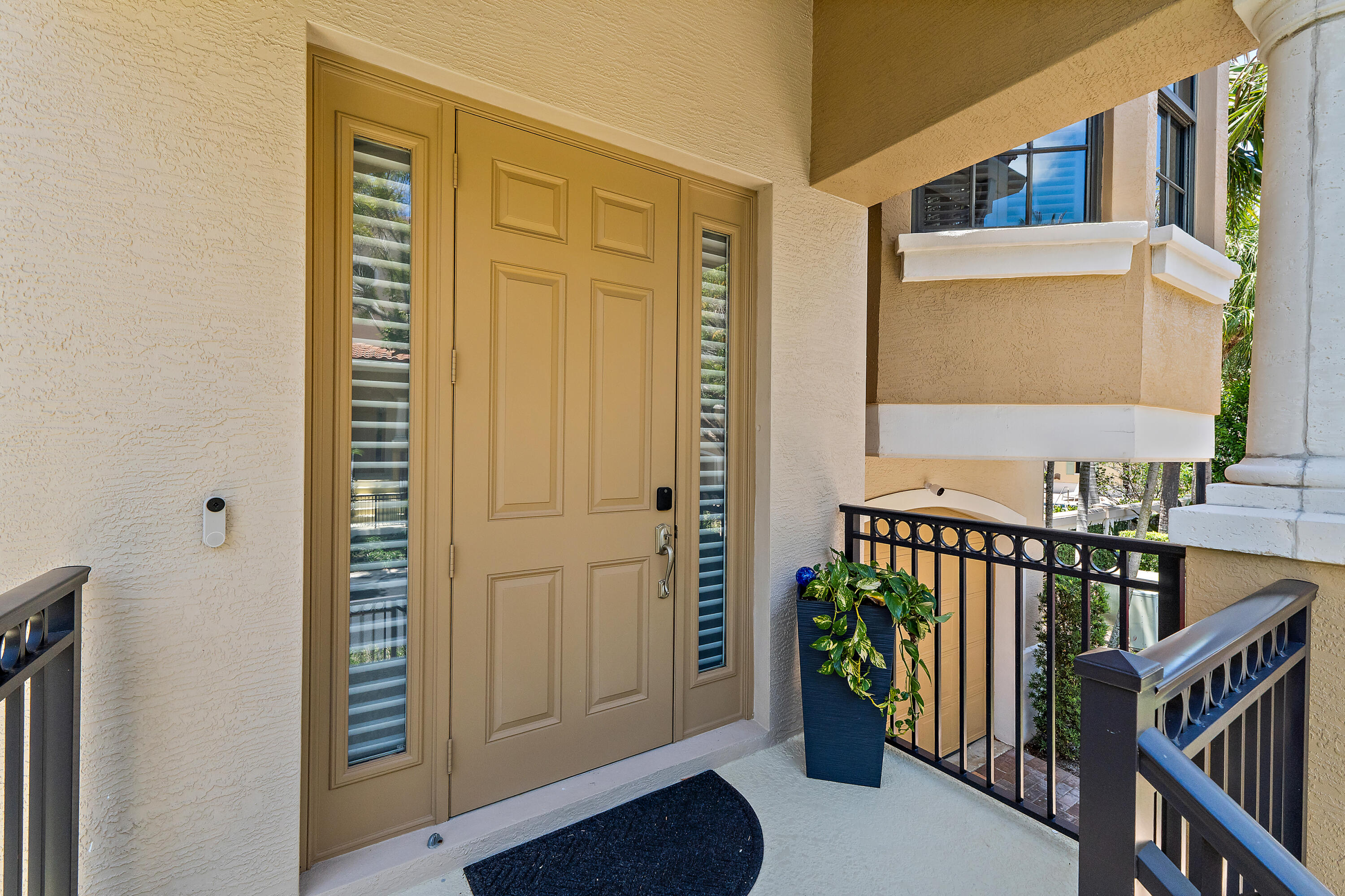 605 Del Sol, Tequesta FL 33469