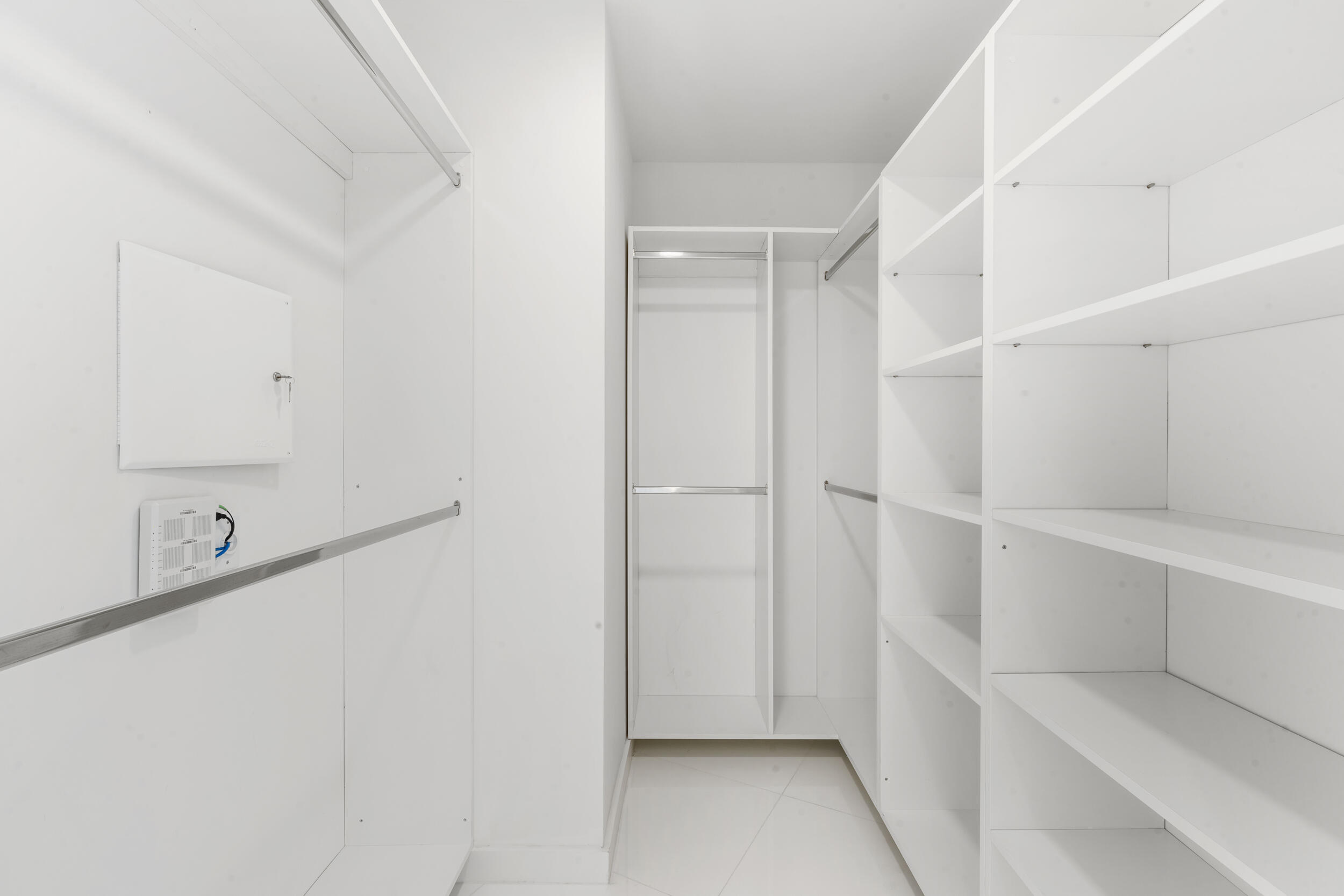 851 NE 1st #3202, Miami FL 33130