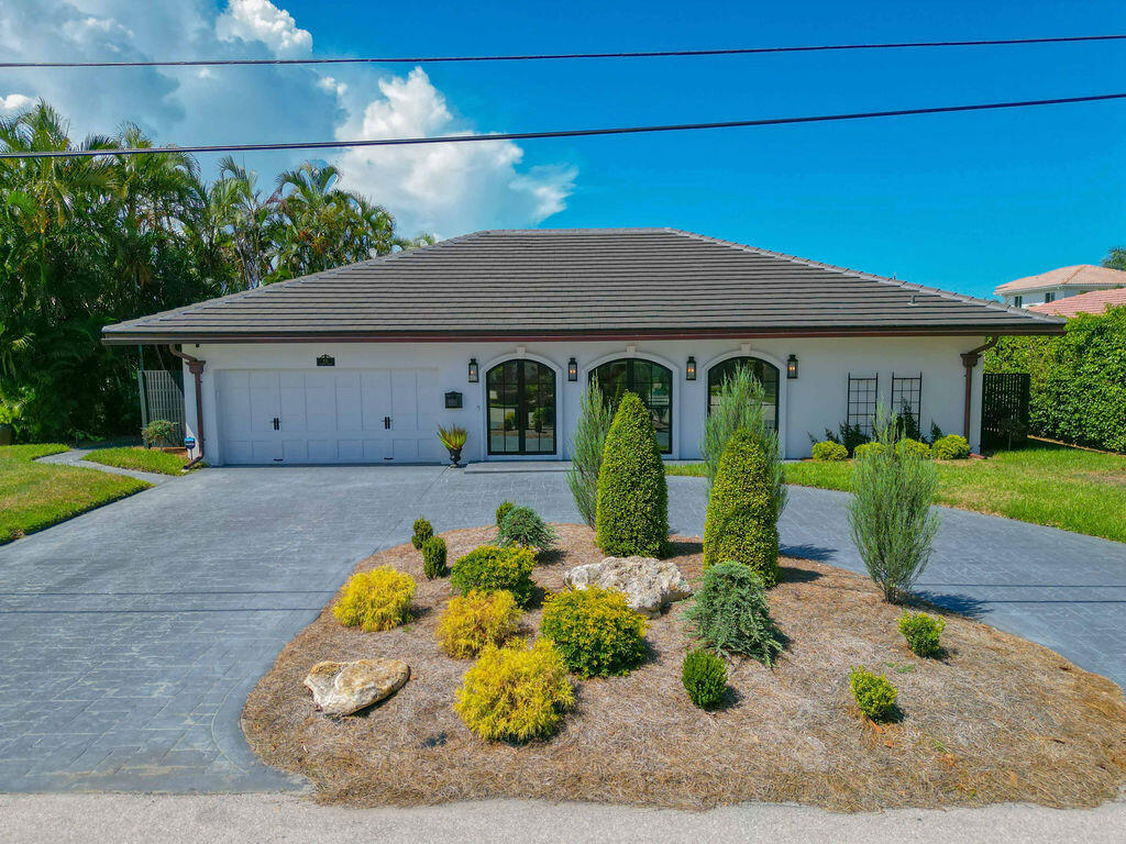 713 Forsyth, Boca Raton FL 33487