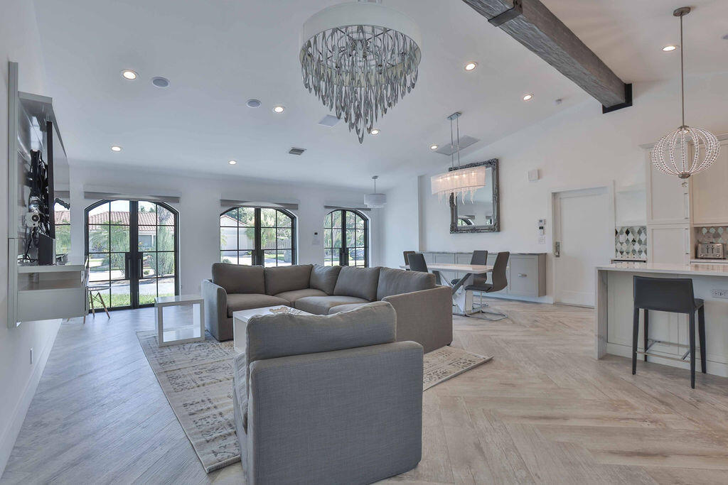 713 Forsyth, Boca Raton FL 33487