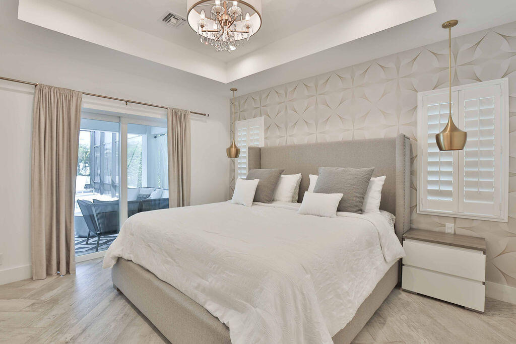 713 Forsyth, Boca Raton FL 33487