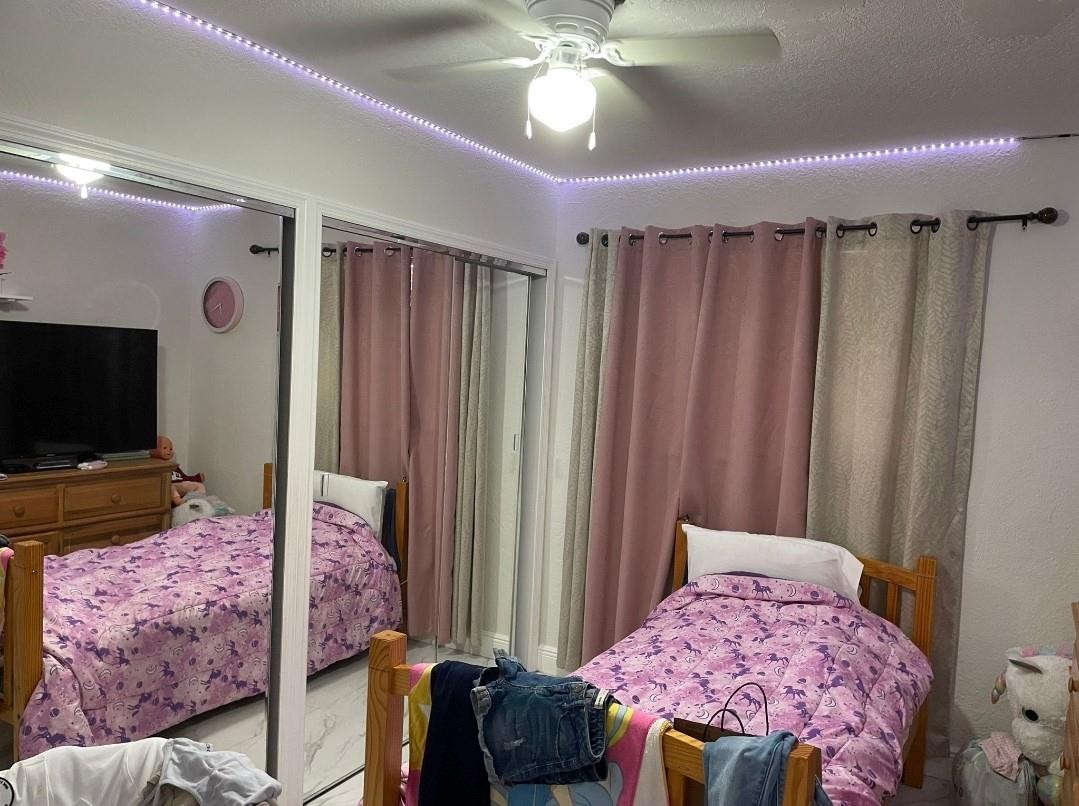 4655 Palm, Hialeah FL 33012