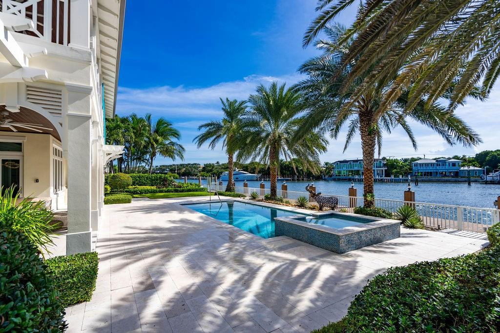 2798 NE 24th, Lighthouse Point FL 33064