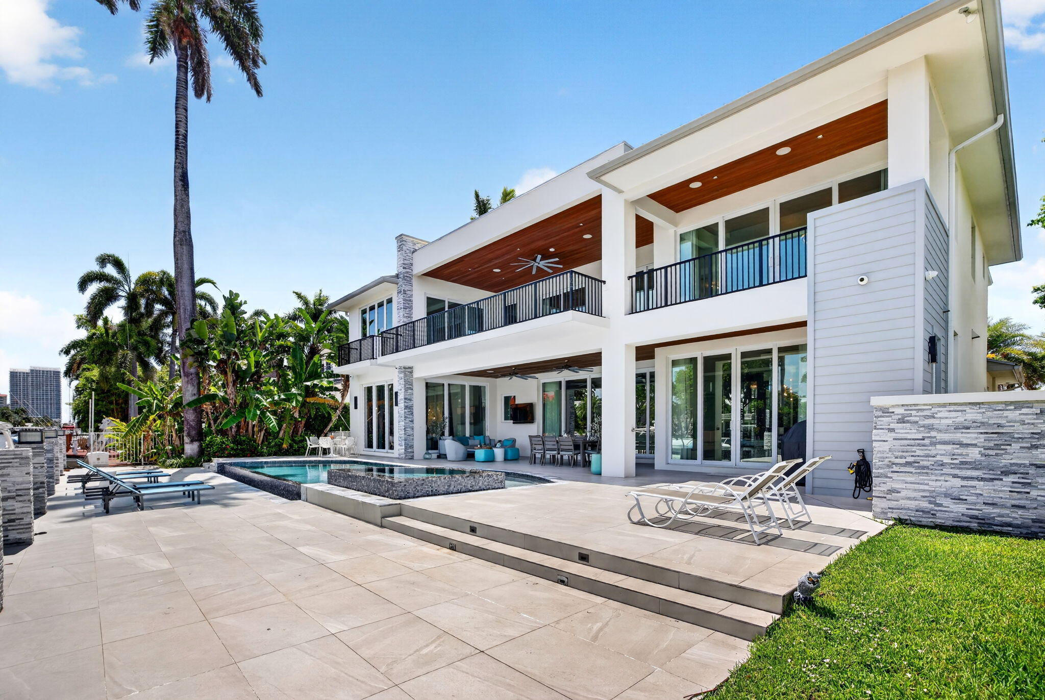 39 Pelican, Fort Lauderdale FL 33301