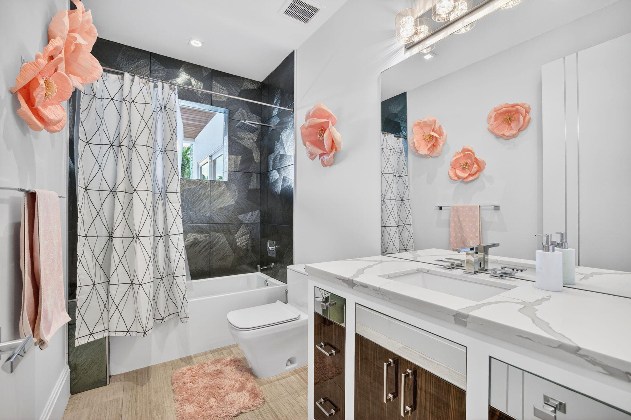 39 Pelican, Fort Lauderdale FL 33301