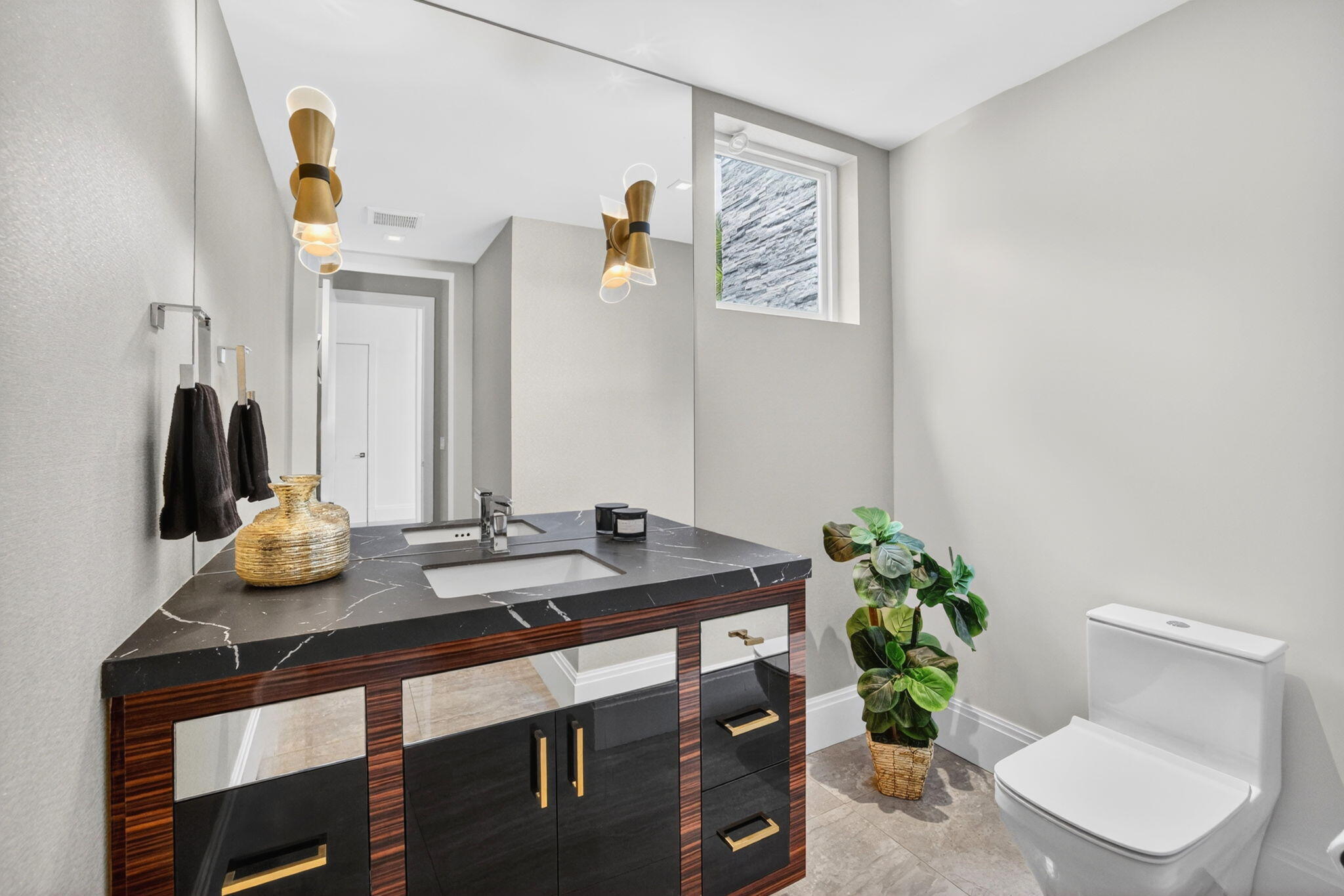 39 Pelican, Fort Lauderdale FL 33301