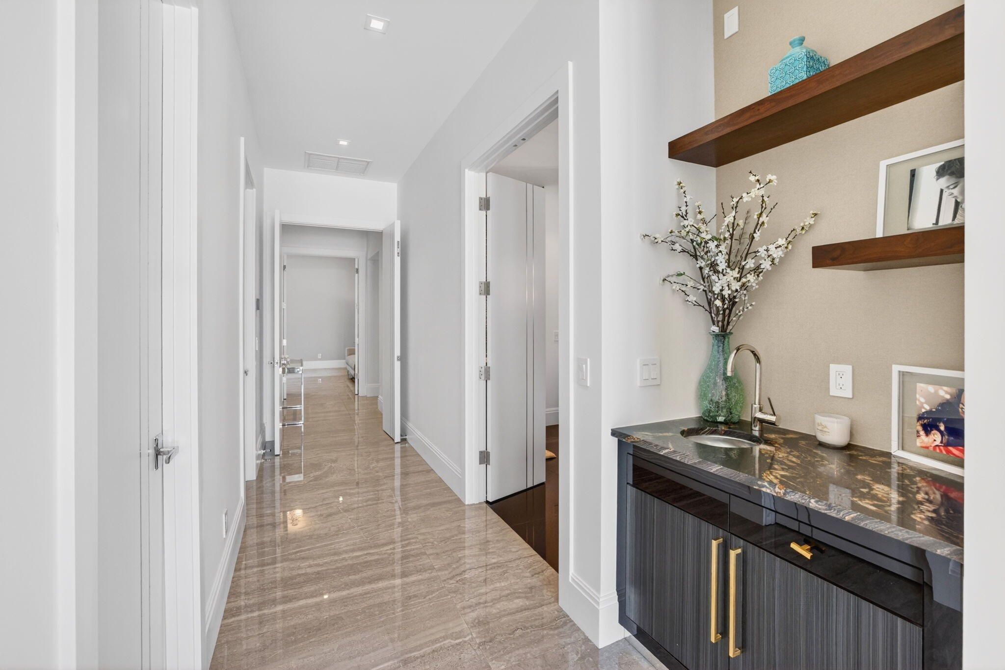 39 Pelican, Fort Lauderdale FL 33301