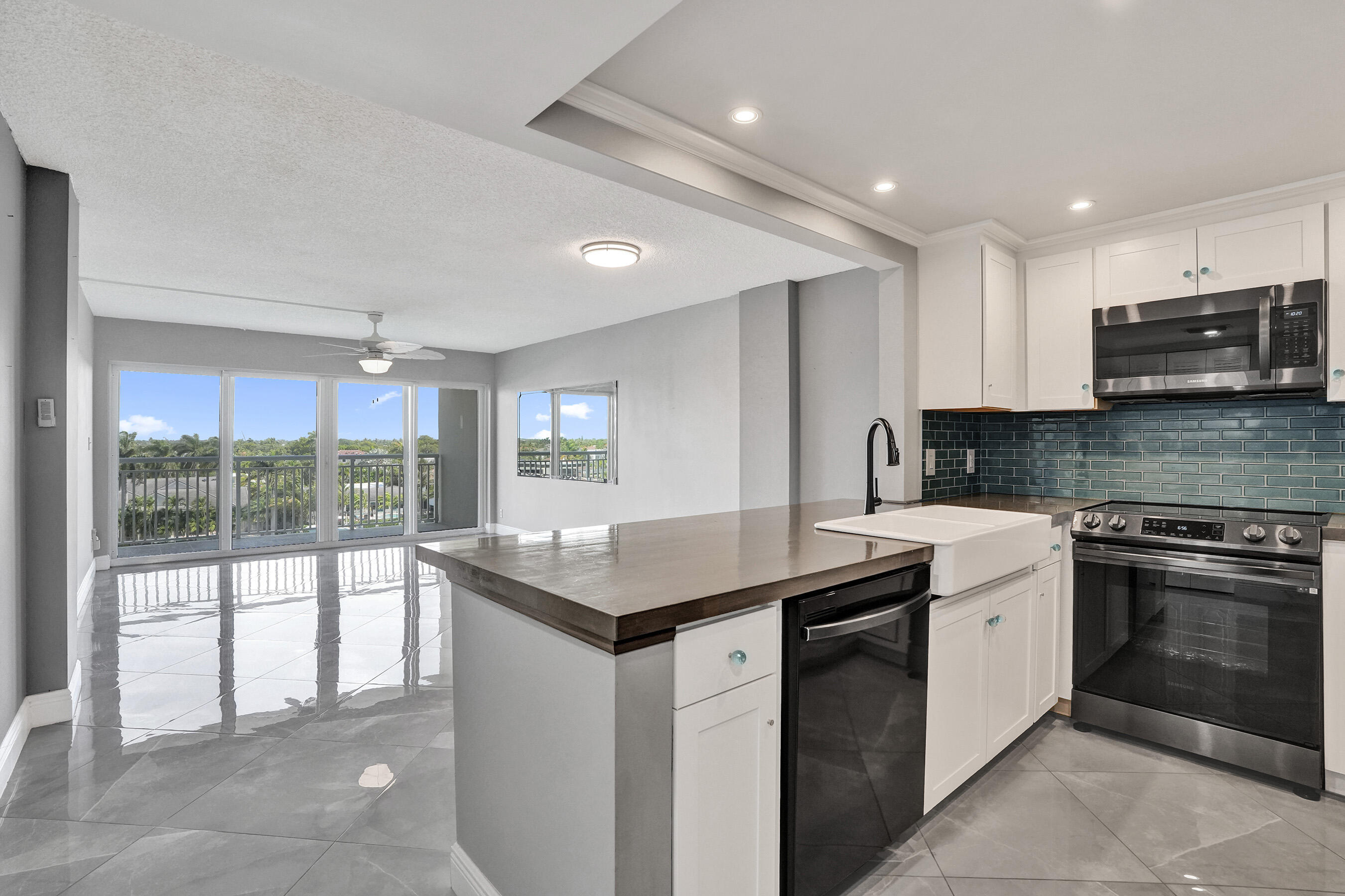 2611 N Riverside #604, Pompano Beach FL 33062