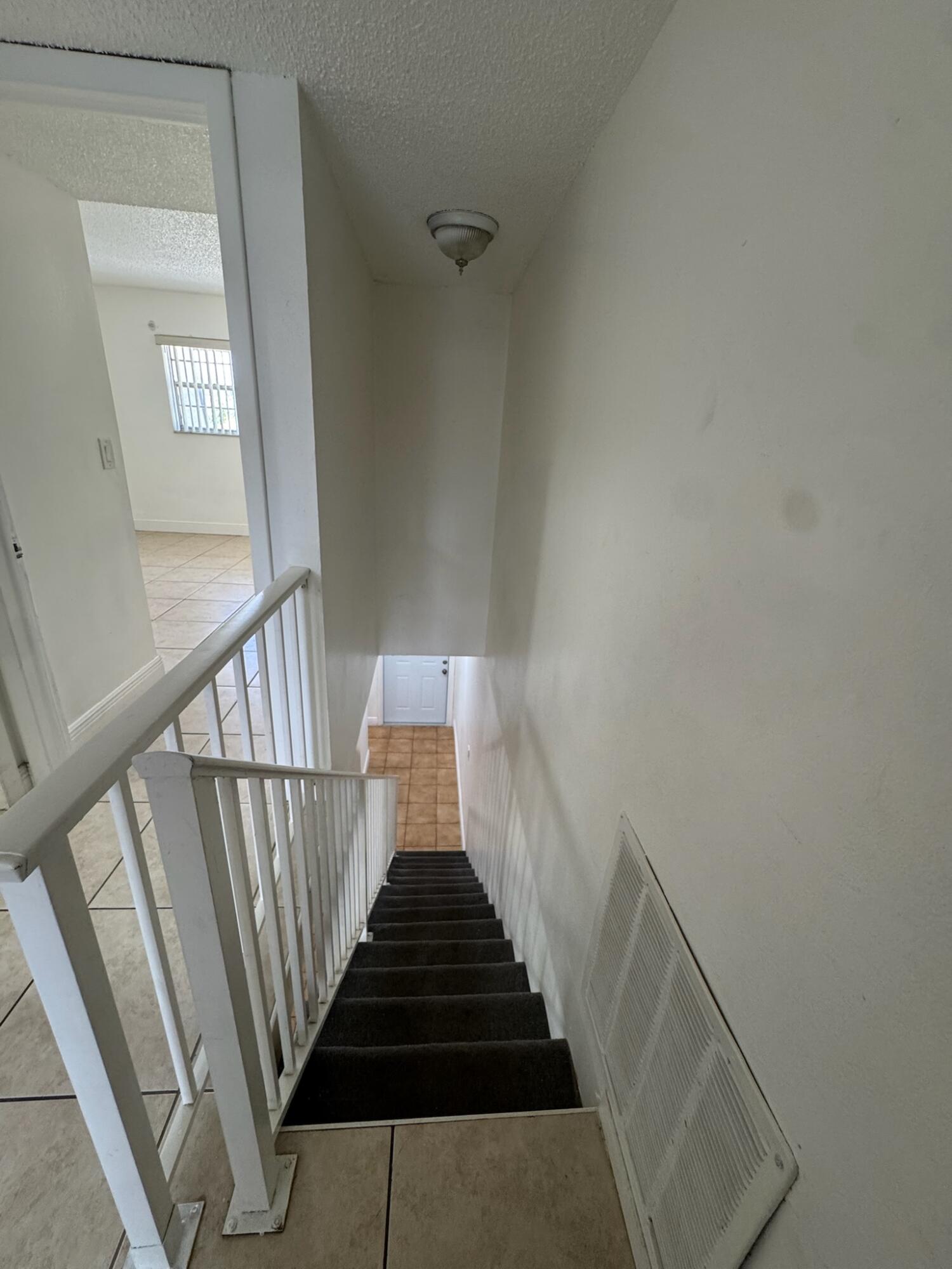 15385 S Dixie #12, Palmetto Bay FL 33157