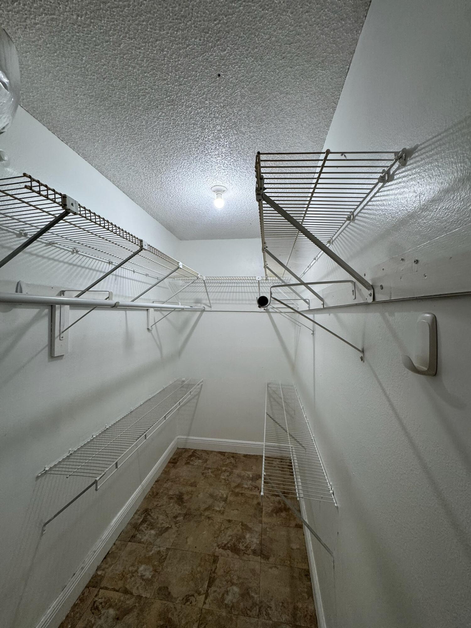 15385 S Dixie #12, Palmetto Bay FL 33157