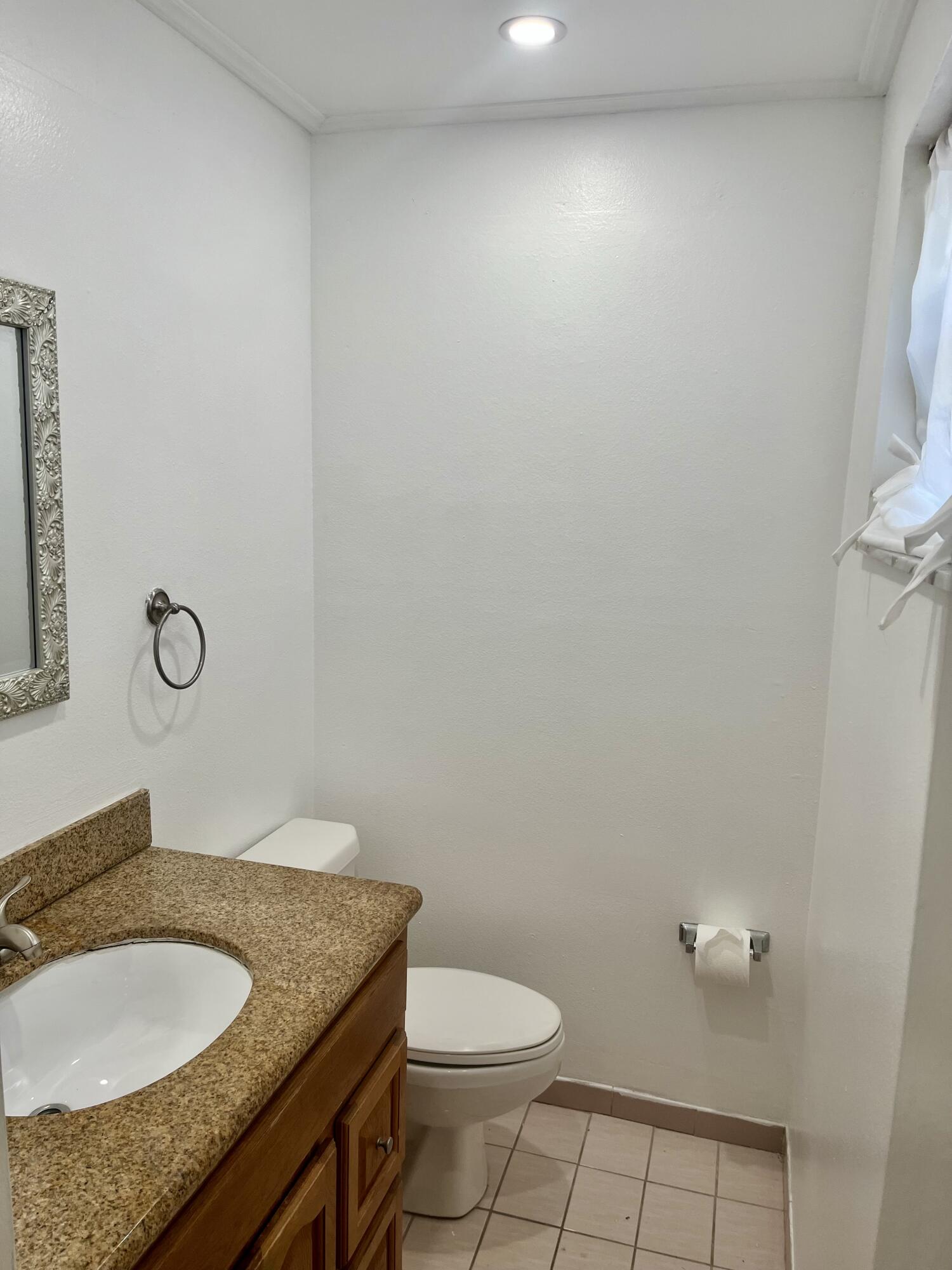 15385 S Dixie #12, Palmetto Bay FL 33157