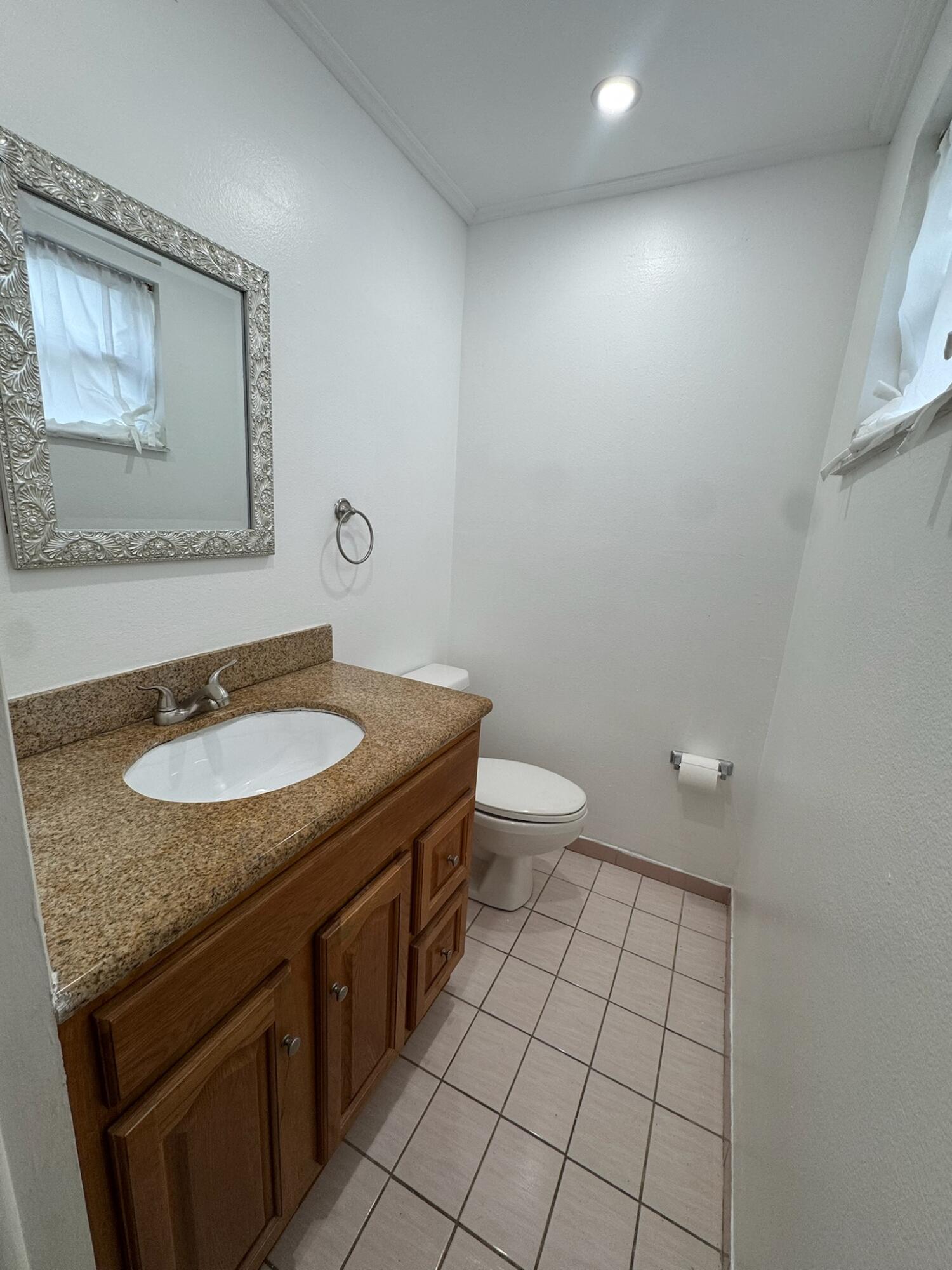 15385 S Dixie #12, Palmetto Bay FL 33157