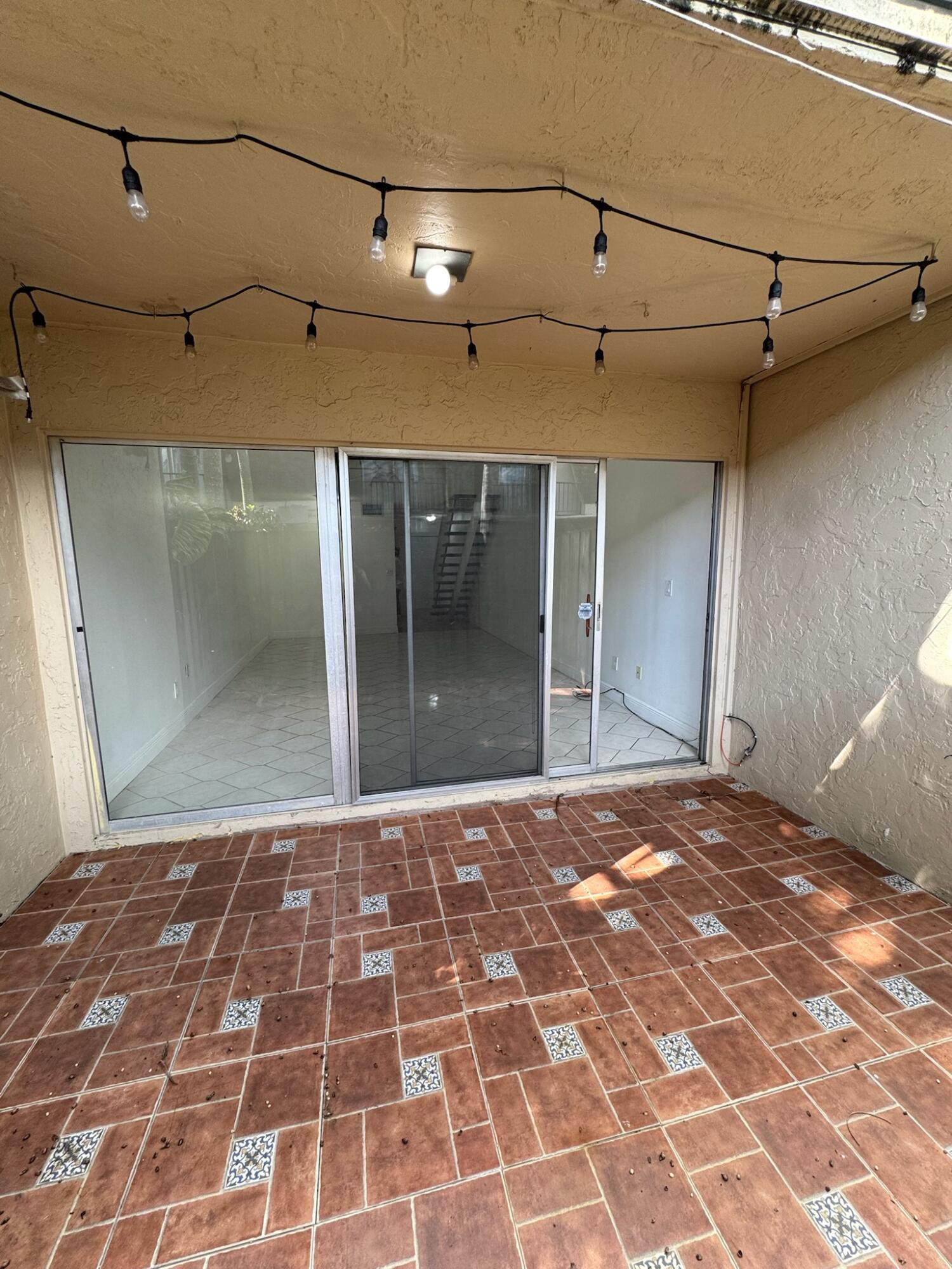15385 S Dixie #12, Palmetto Bay FL 33157