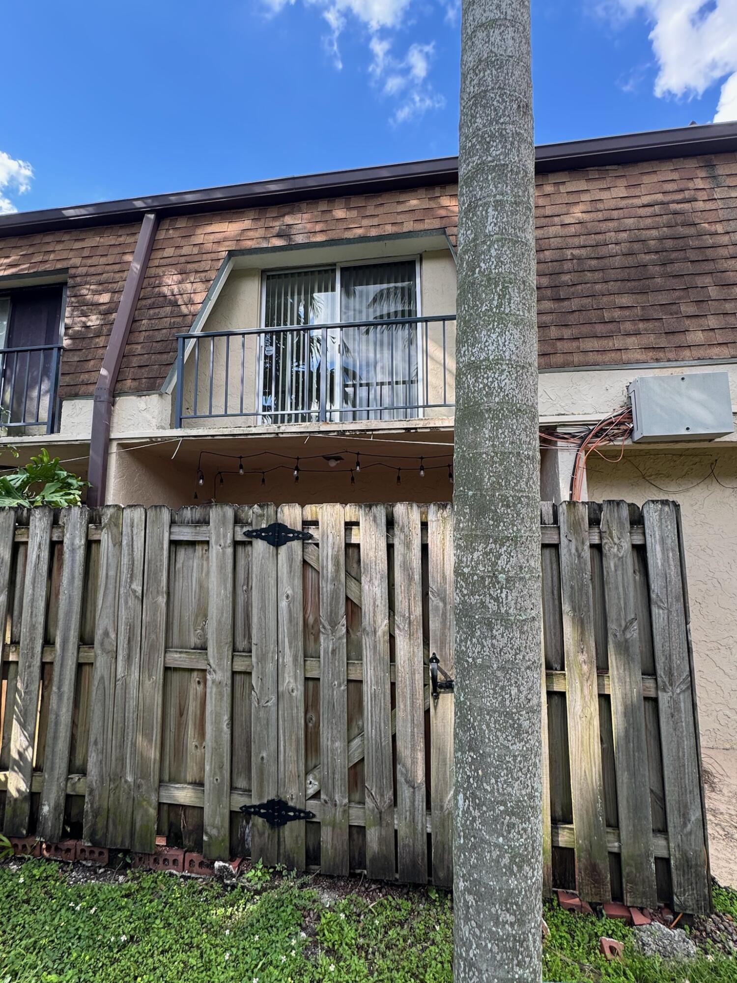 15385 S Dixie #12, Palmetto Bay FL 33157