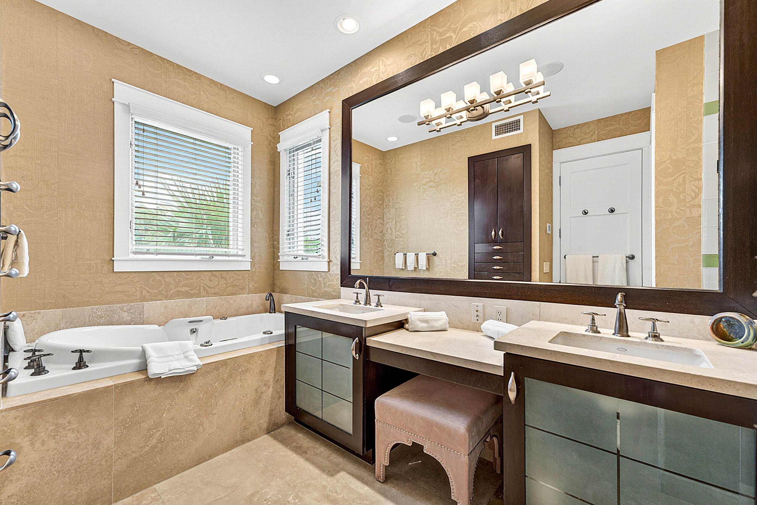 333 Franklin, Hollywood FL 33019