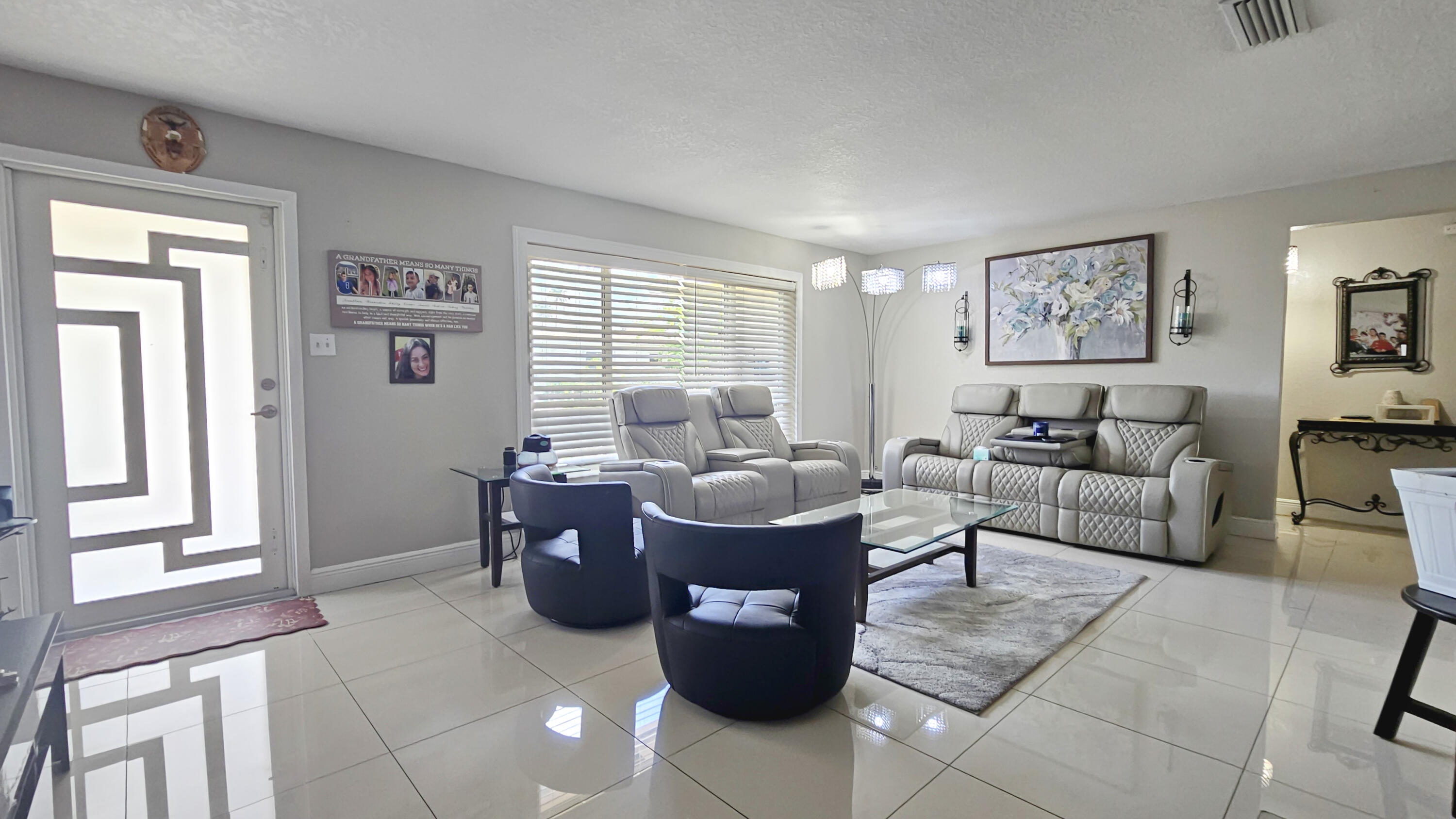 7180 NW 10th, Margate FL 33063