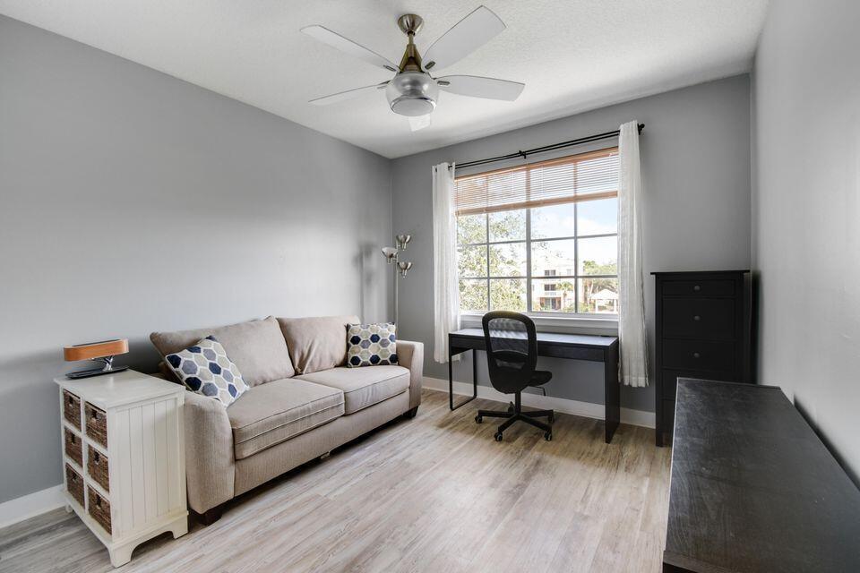 7302 W Myrtlewood Cir, Palm Beach Gardens FL 33418