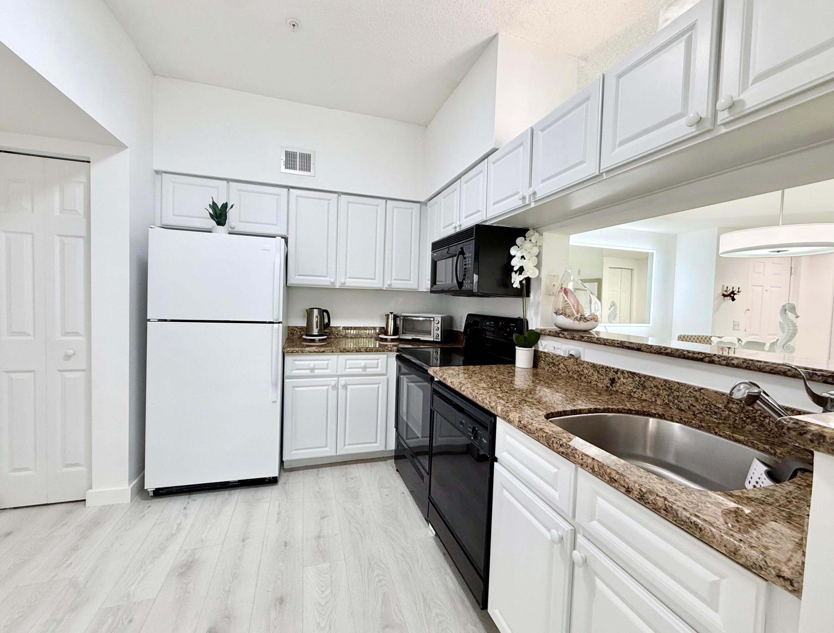 4404 Tuscany #4404, Boynton Beach FL 33435