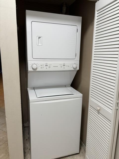 5380 Jubilee #200, Margate FL 33063