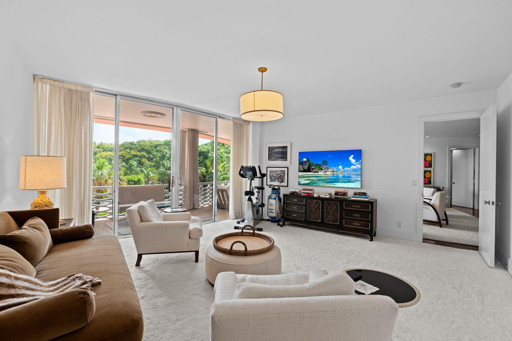 315 S Lake #3d, Palm Beach FL 33480