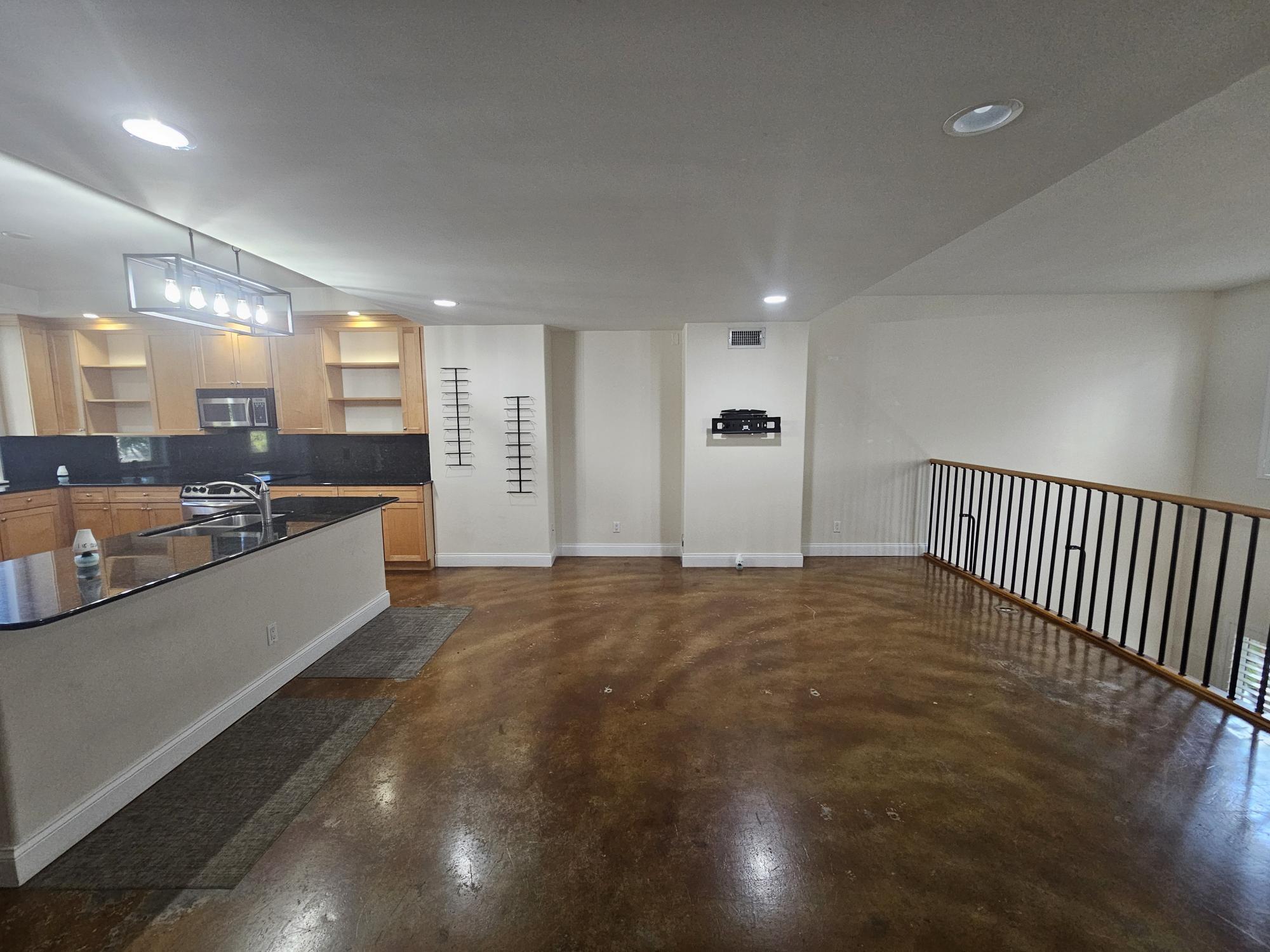 812 SW 4th #8, Fort Lauderdale FL 33315