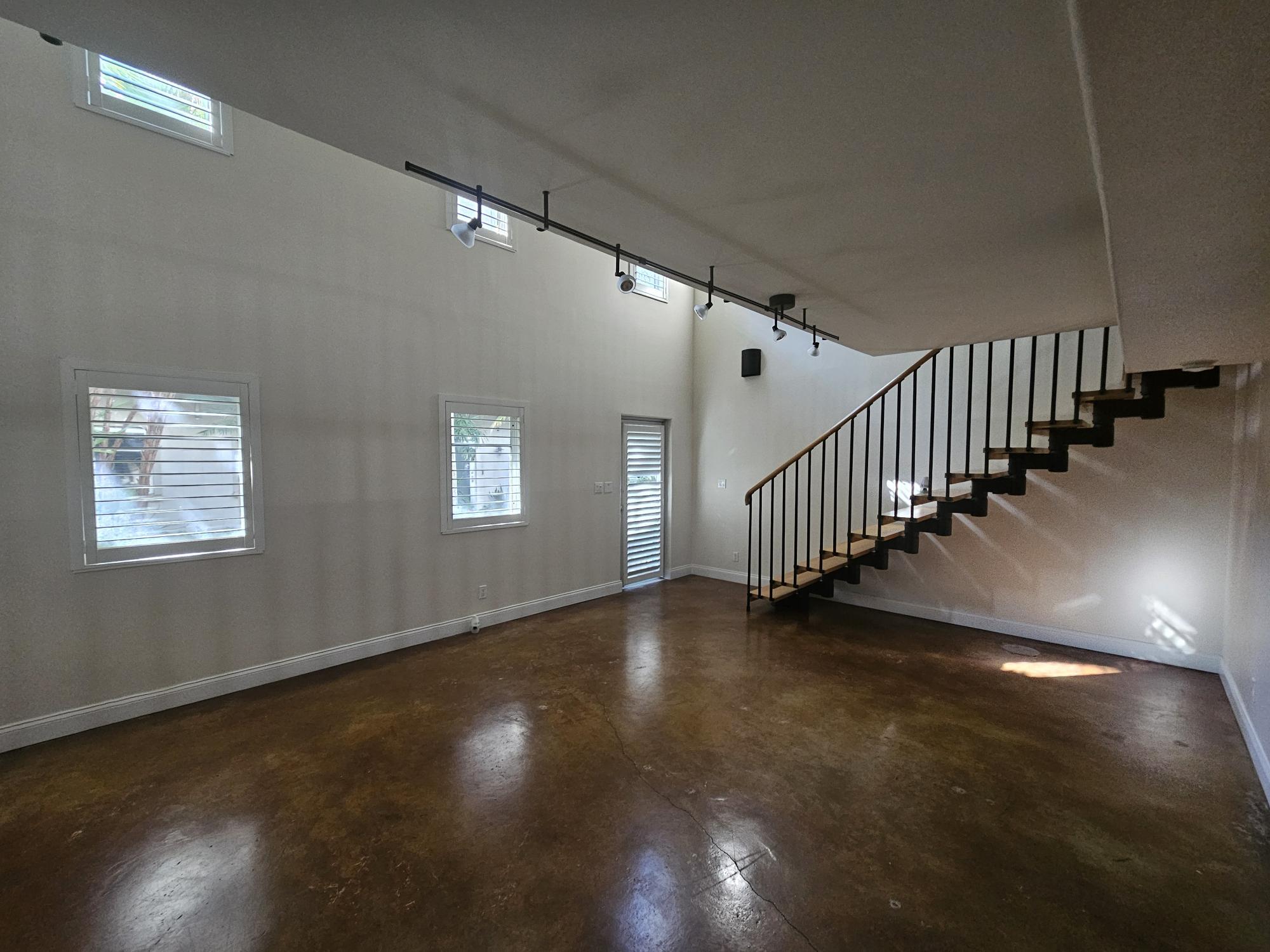 812 SW 4th #8, Fort Lauderdale FL 33315