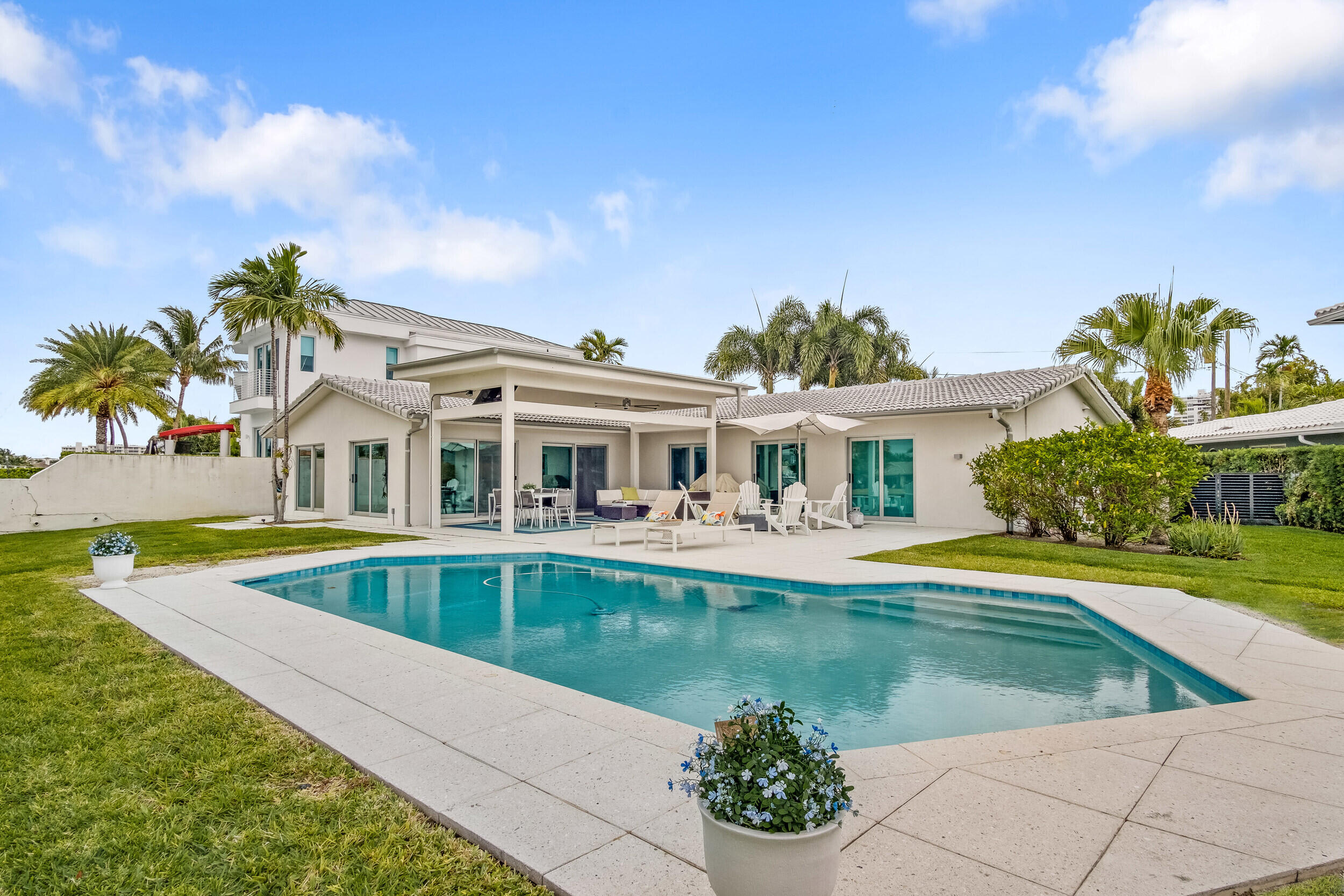 35 Castle Harbor Isle, Fort Lauderdale FL 33308