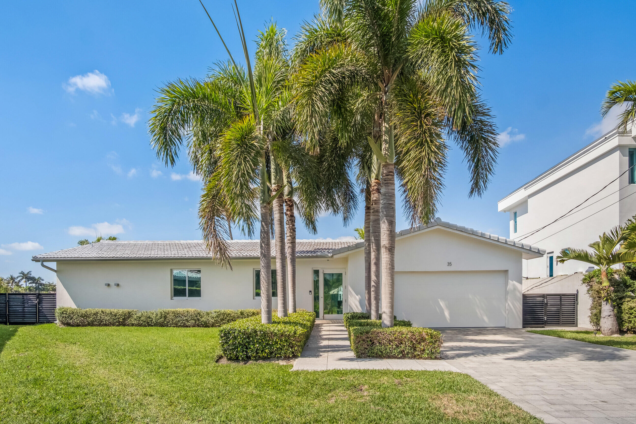 35 Castle Harbor Isle, Fort Lauderdale FL 33308