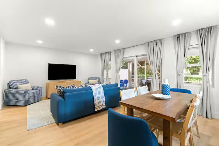 1216 Surf, Singer Island FL 33404