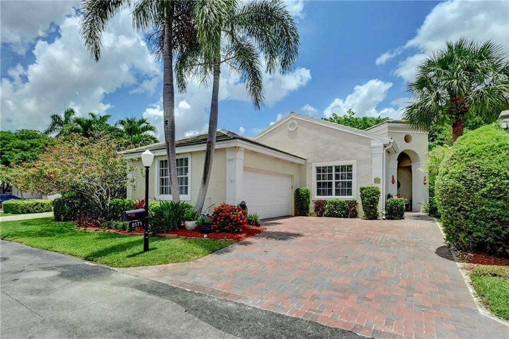 8171 Hampton Wood, Boca Raton FL 33433