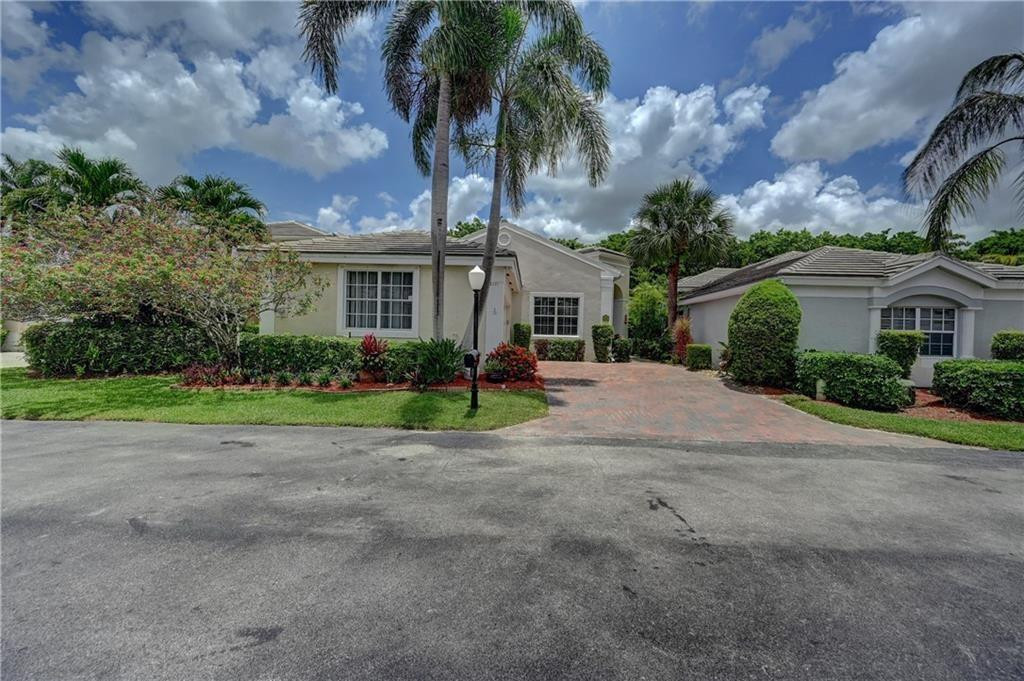 8171 Hampton Wood, Boca Raton FL 33433