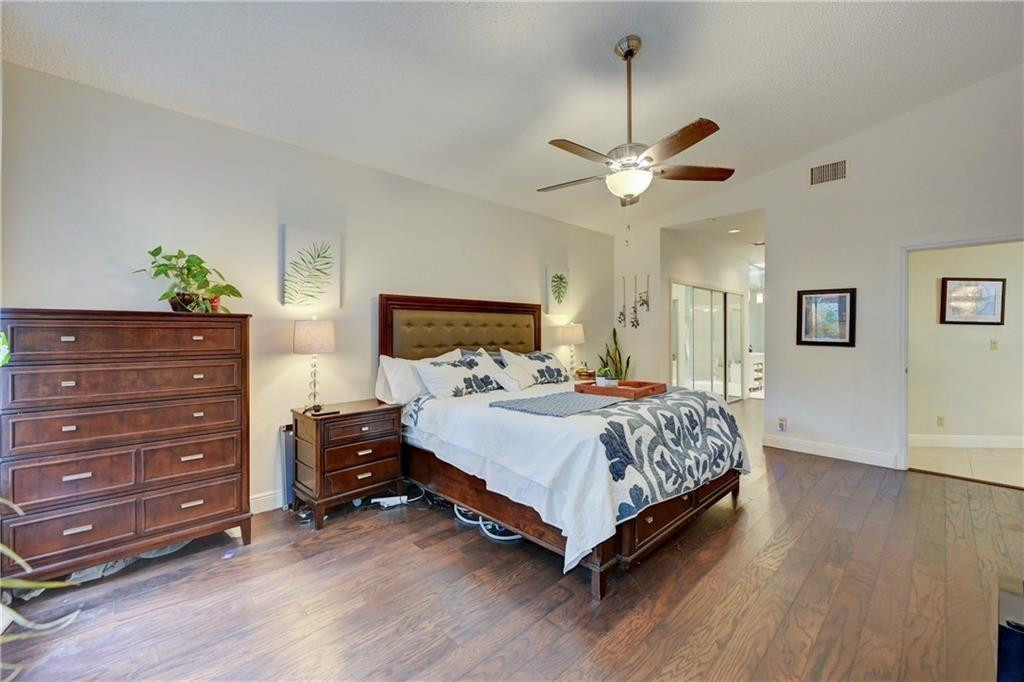 8171 Hampton Wood, Boca Raton FL 33433