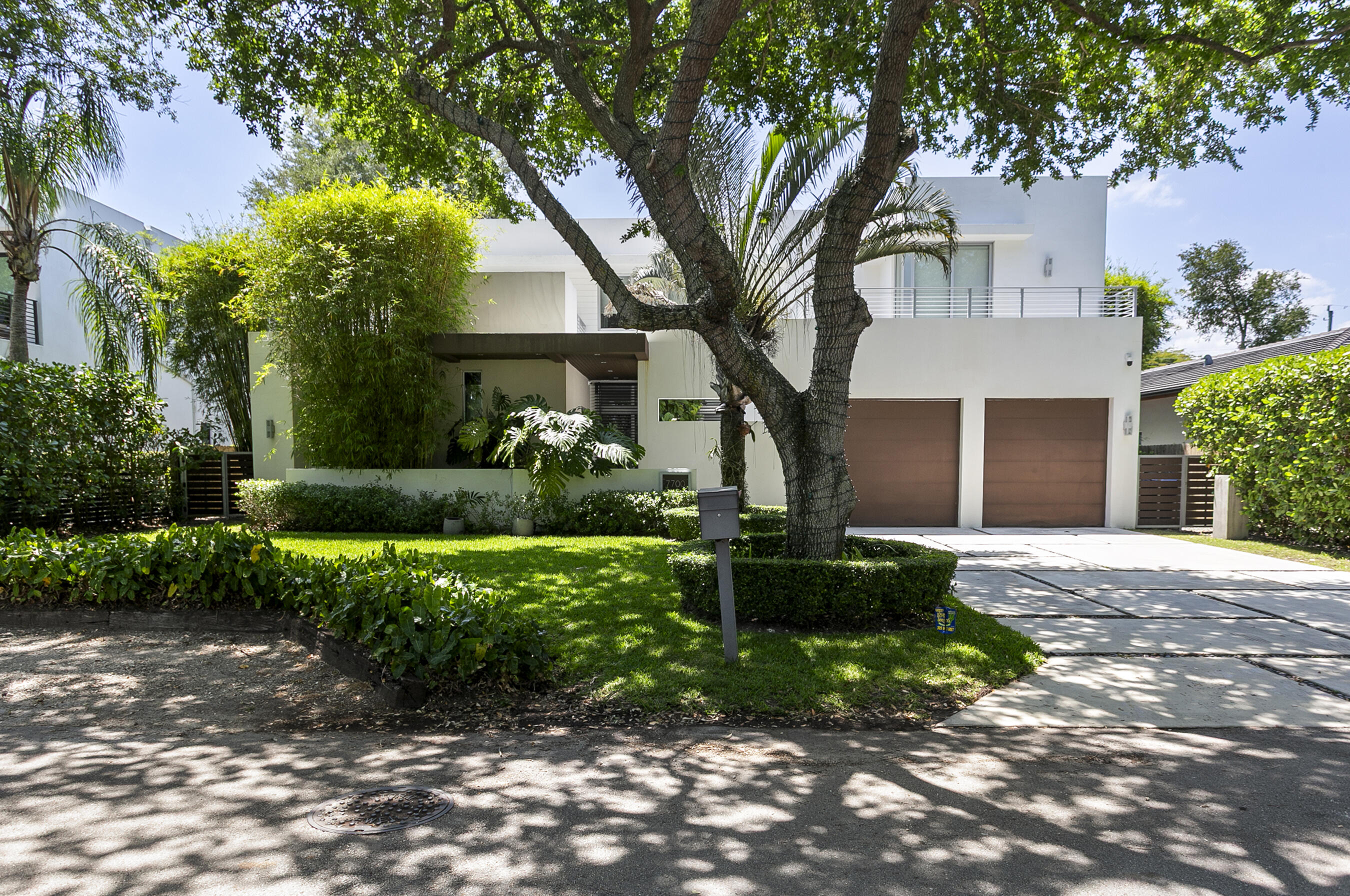 7700 SW 53rd, Miami FL 33143