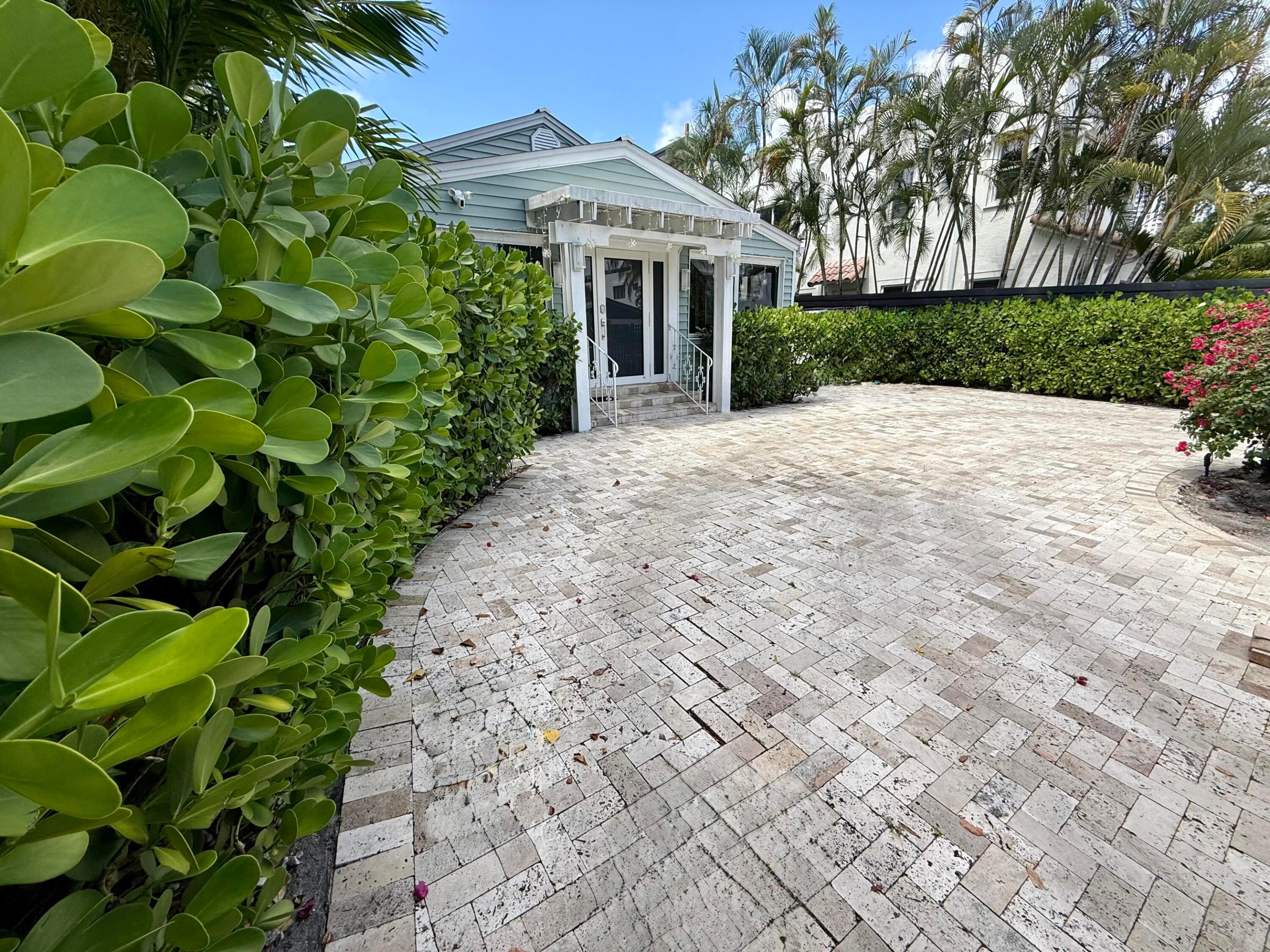 1216 SE 1st, Fort Lauderdale FL 33301