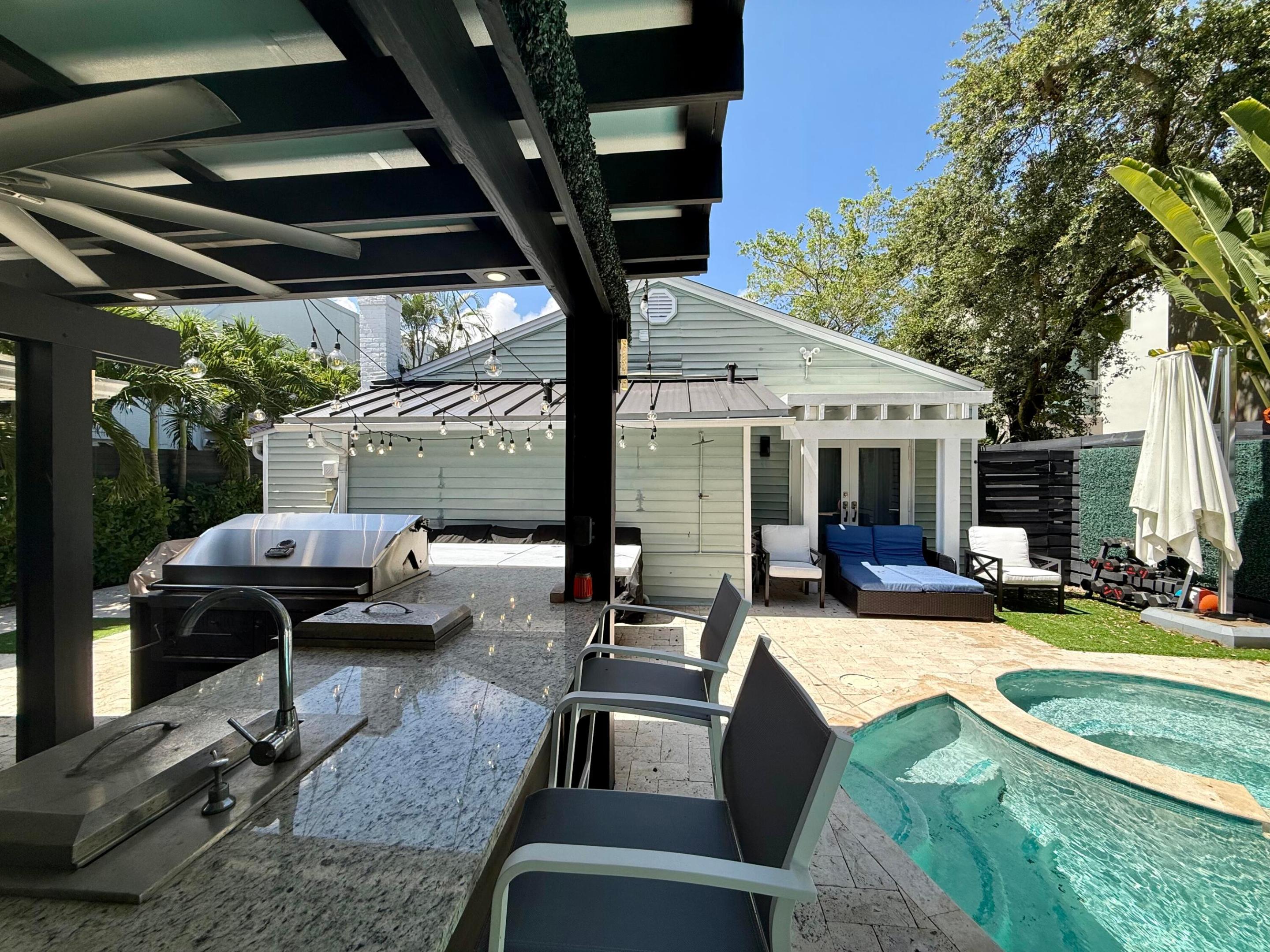 1216 SE 1st, Fort Lauderdale FL 33301
