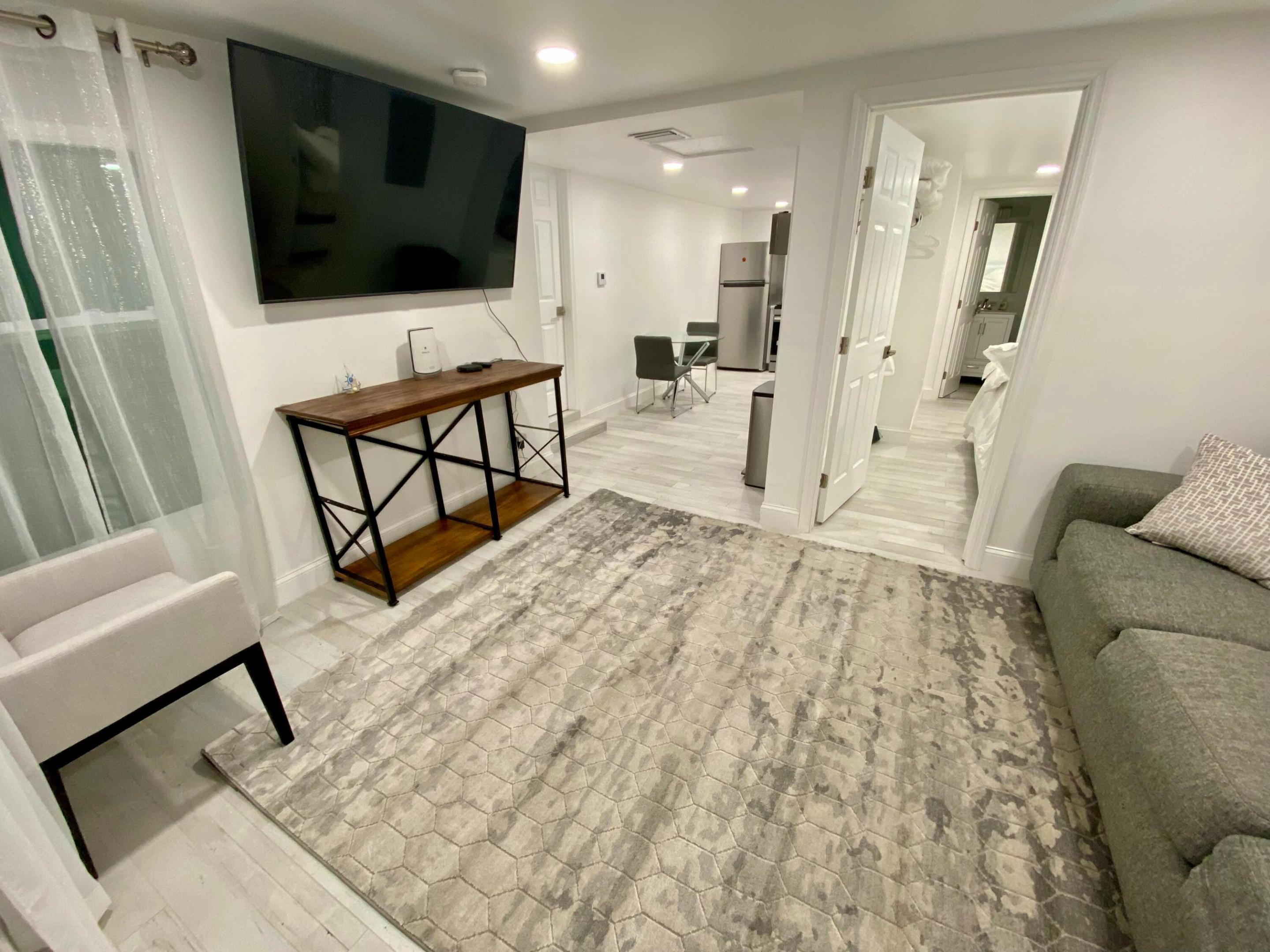 1216 SE 1st, Fort Lauderdale FL 33301