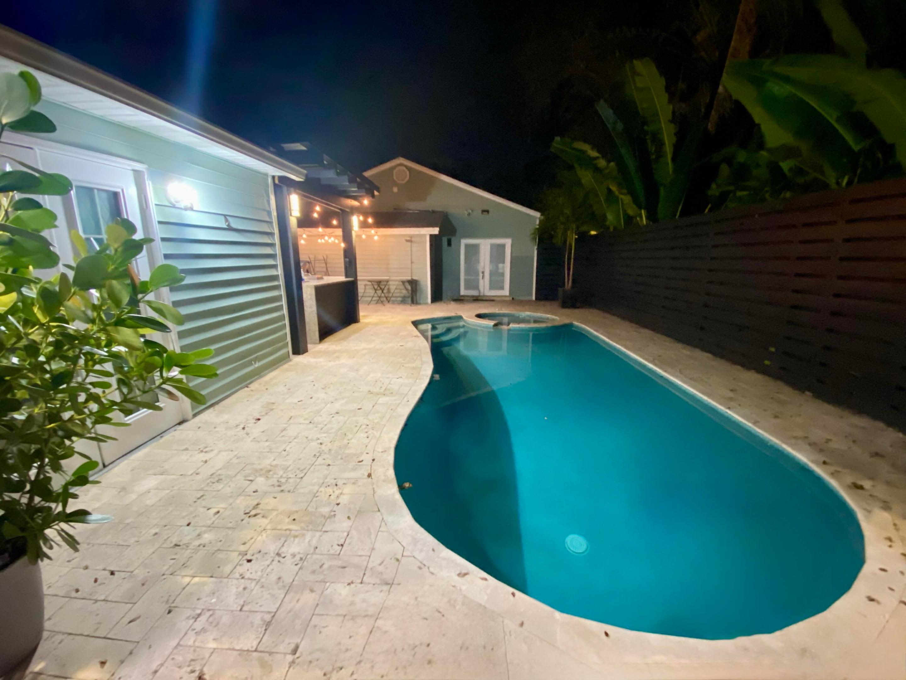 1216 SE 1st, Fort Lauderdale FL 33301