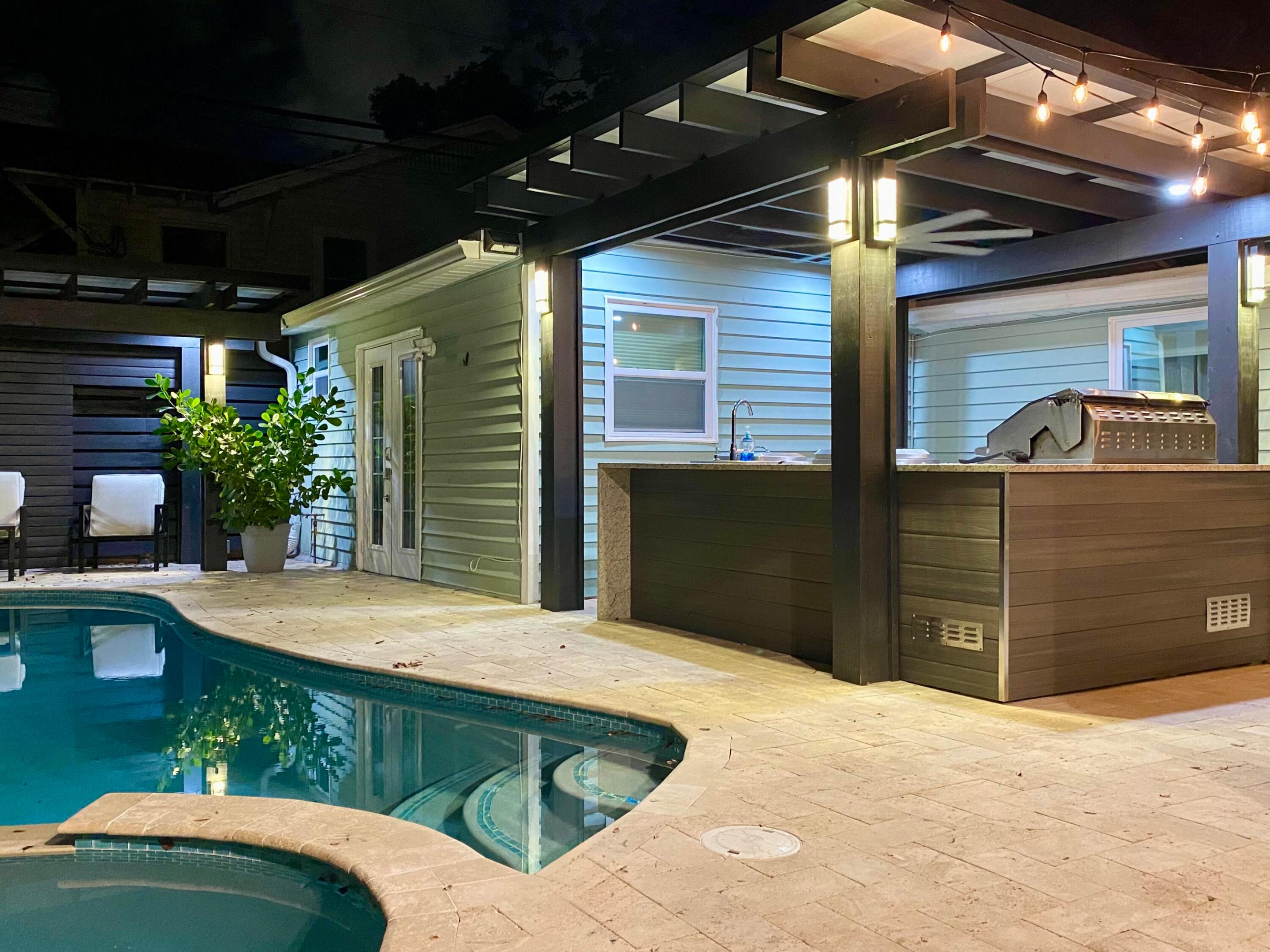 1216 SE 1st, Fort Lauderdale FL 33301