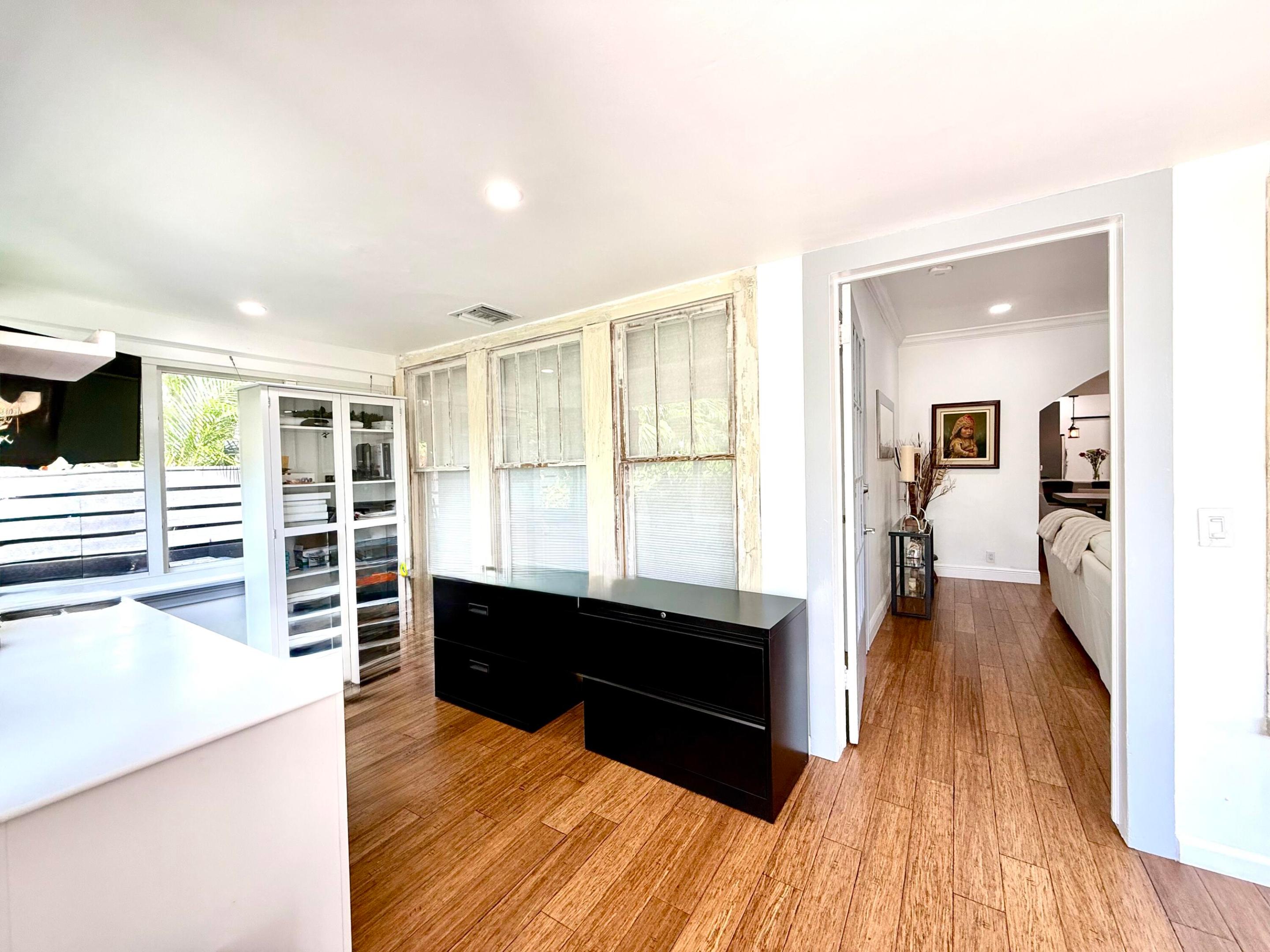 1216 SE 1st, Fort Lauderdale FL 33301