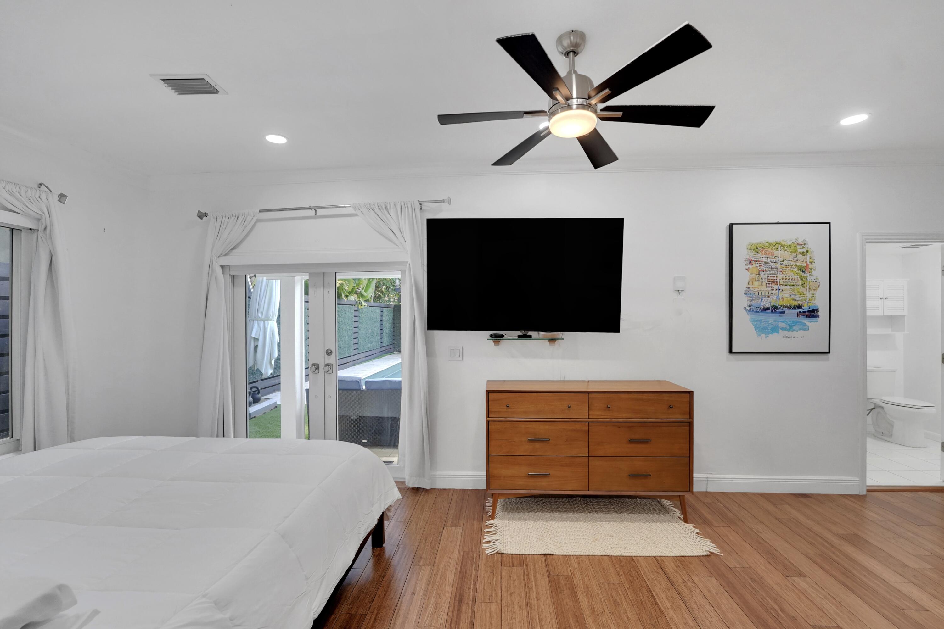 1216 SE 1st, Fort Lauderdale FL 33301