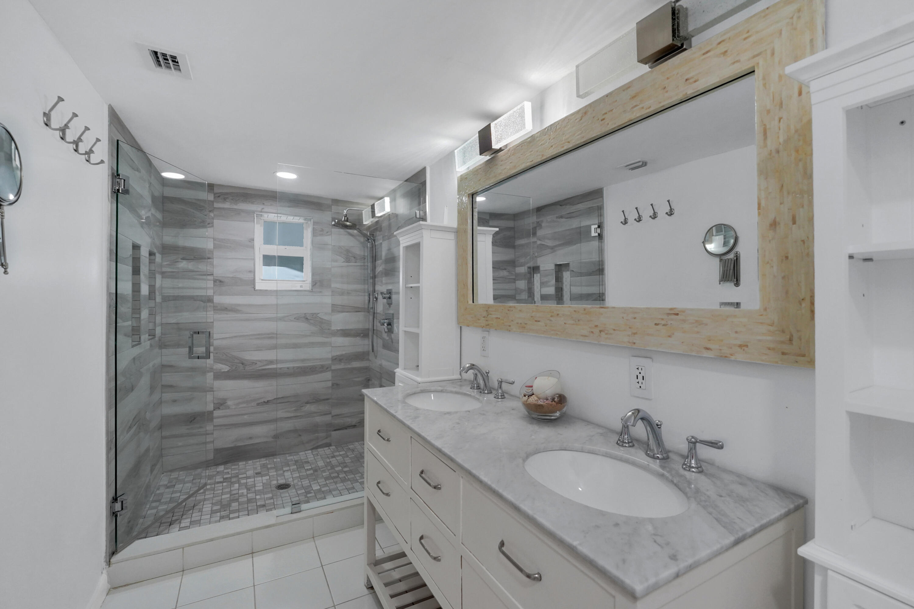 1216 SE 1st, Fort Lauderdale FL 33301