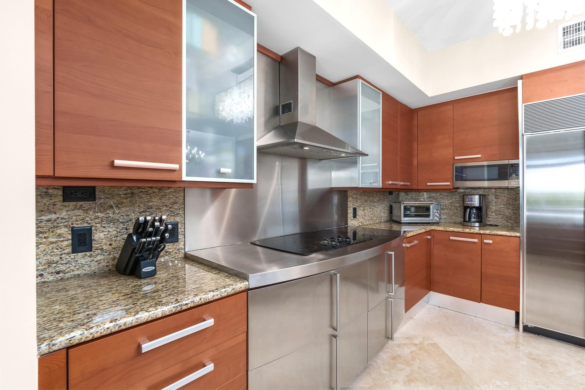 701 SE 21st #304, Deerfield Beach FL 33441
