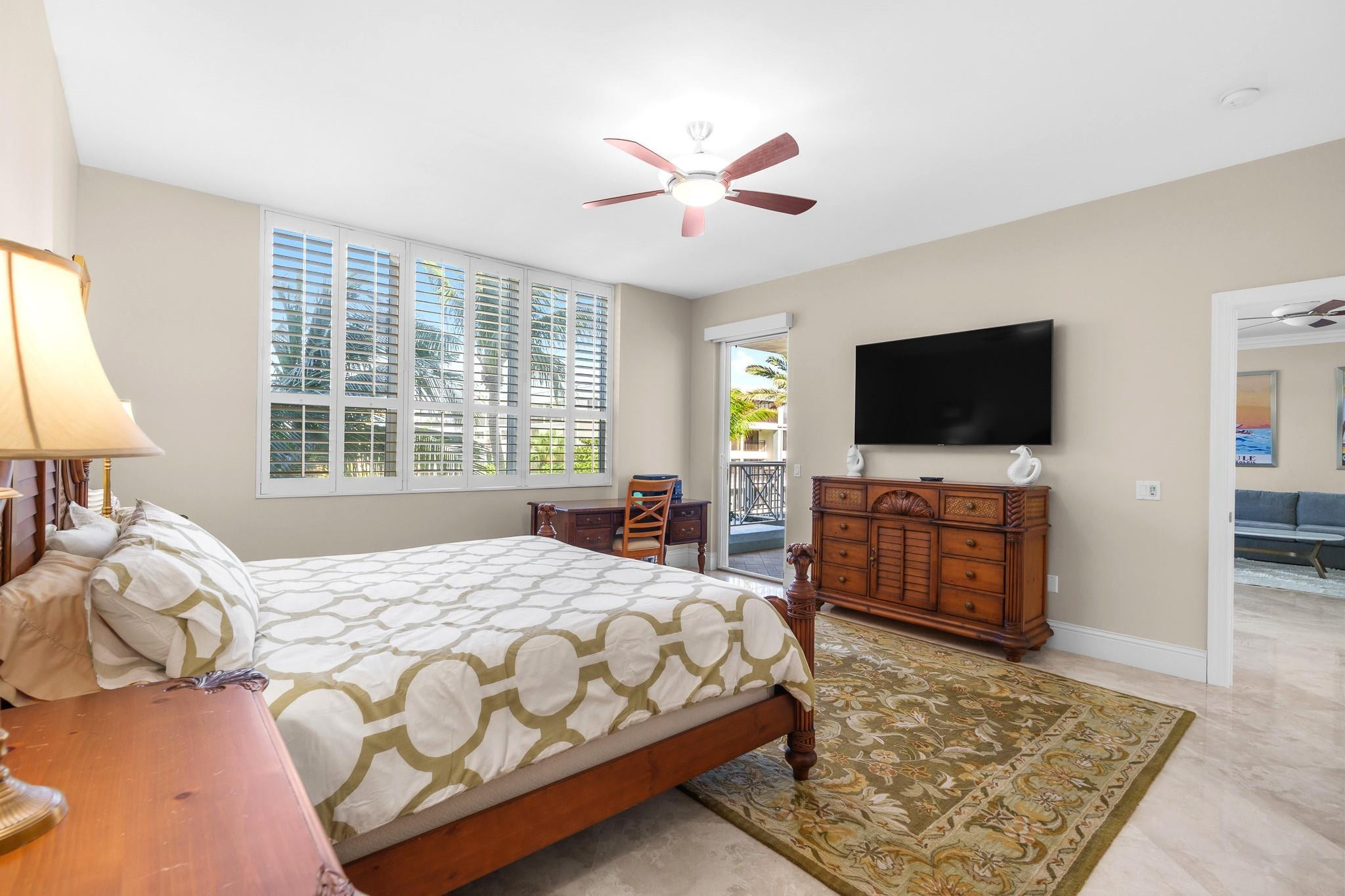 701 SE 21st #304, Deerfield Beach FL 33441