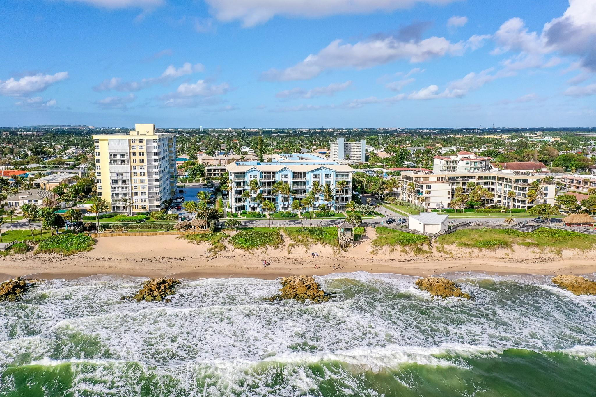 701 SE 21st #304, Deerfield Beach FL 33441