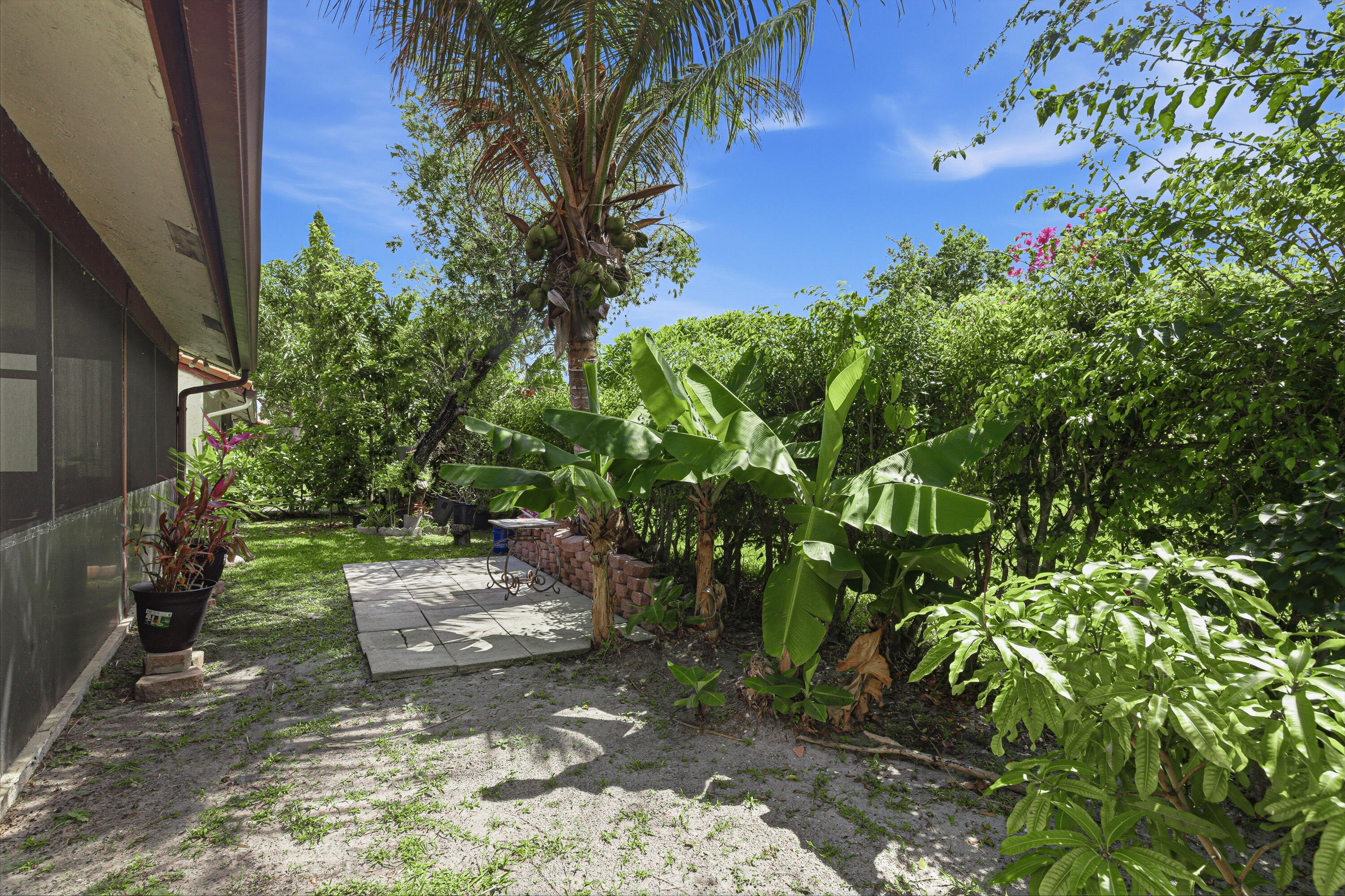 7040 Golf Pointe, Tamarac FL 33321