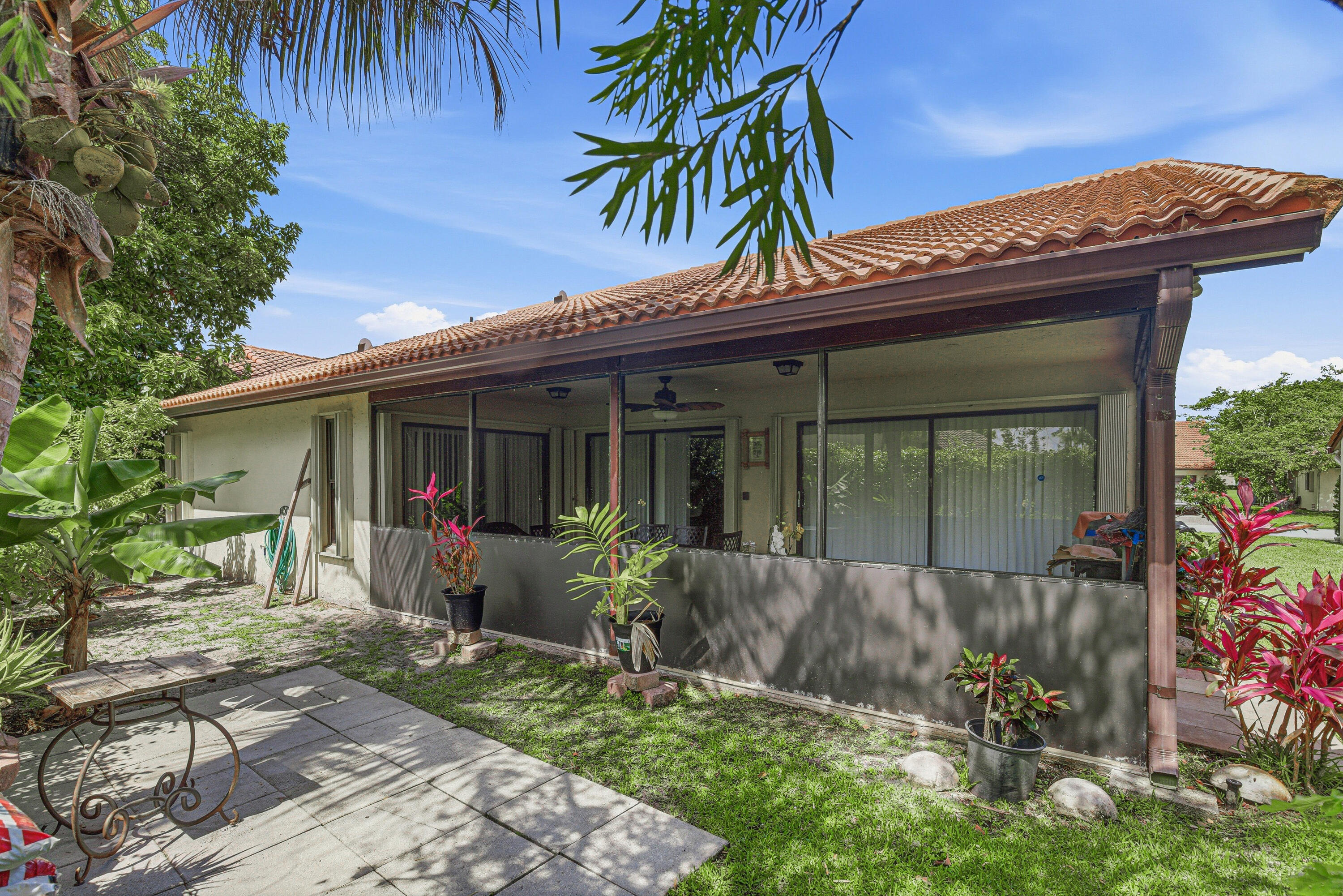 7040 Golf Pointe, Tamarac FL 33321