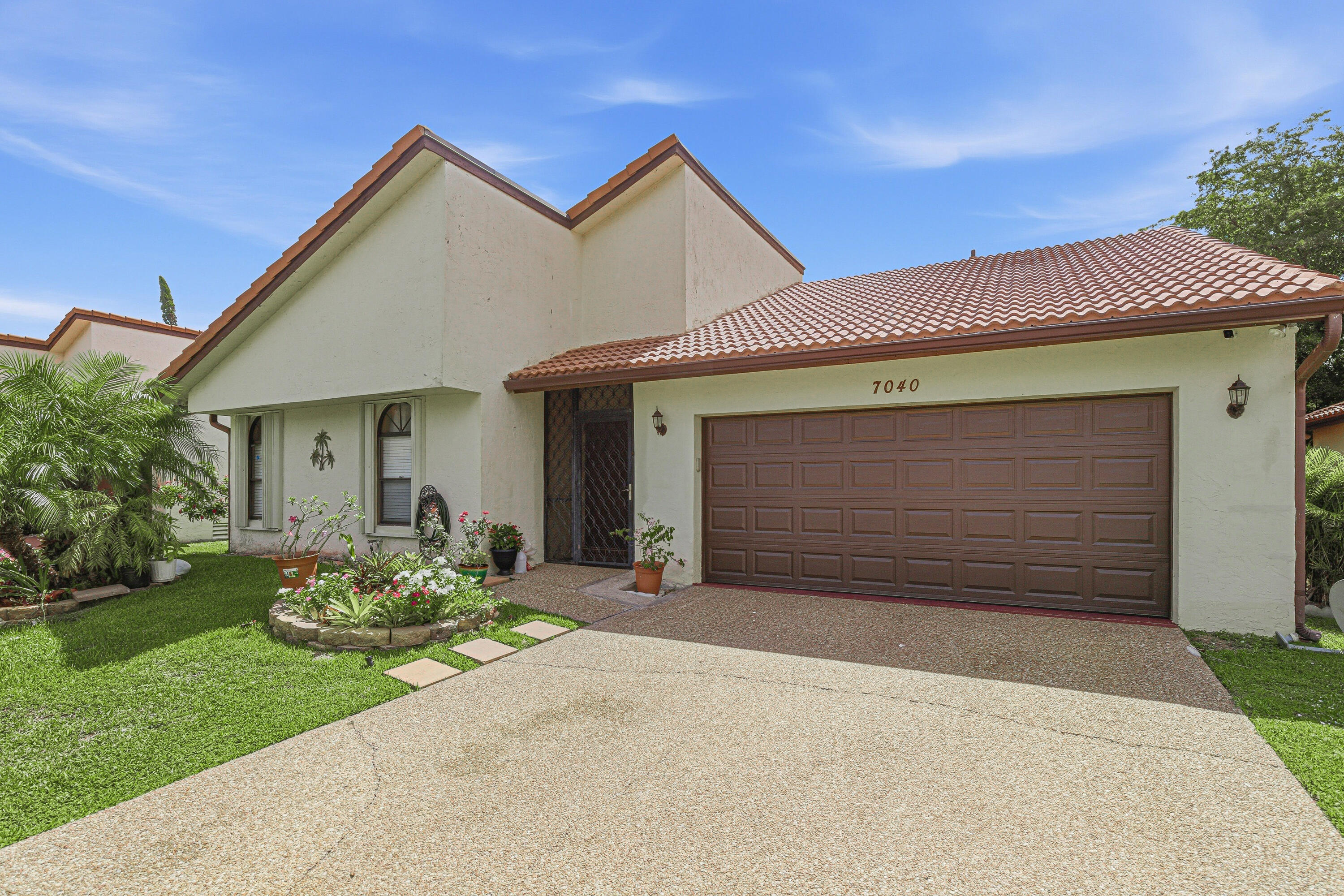 7040 Golf Pointe, Tamarac FL 33321